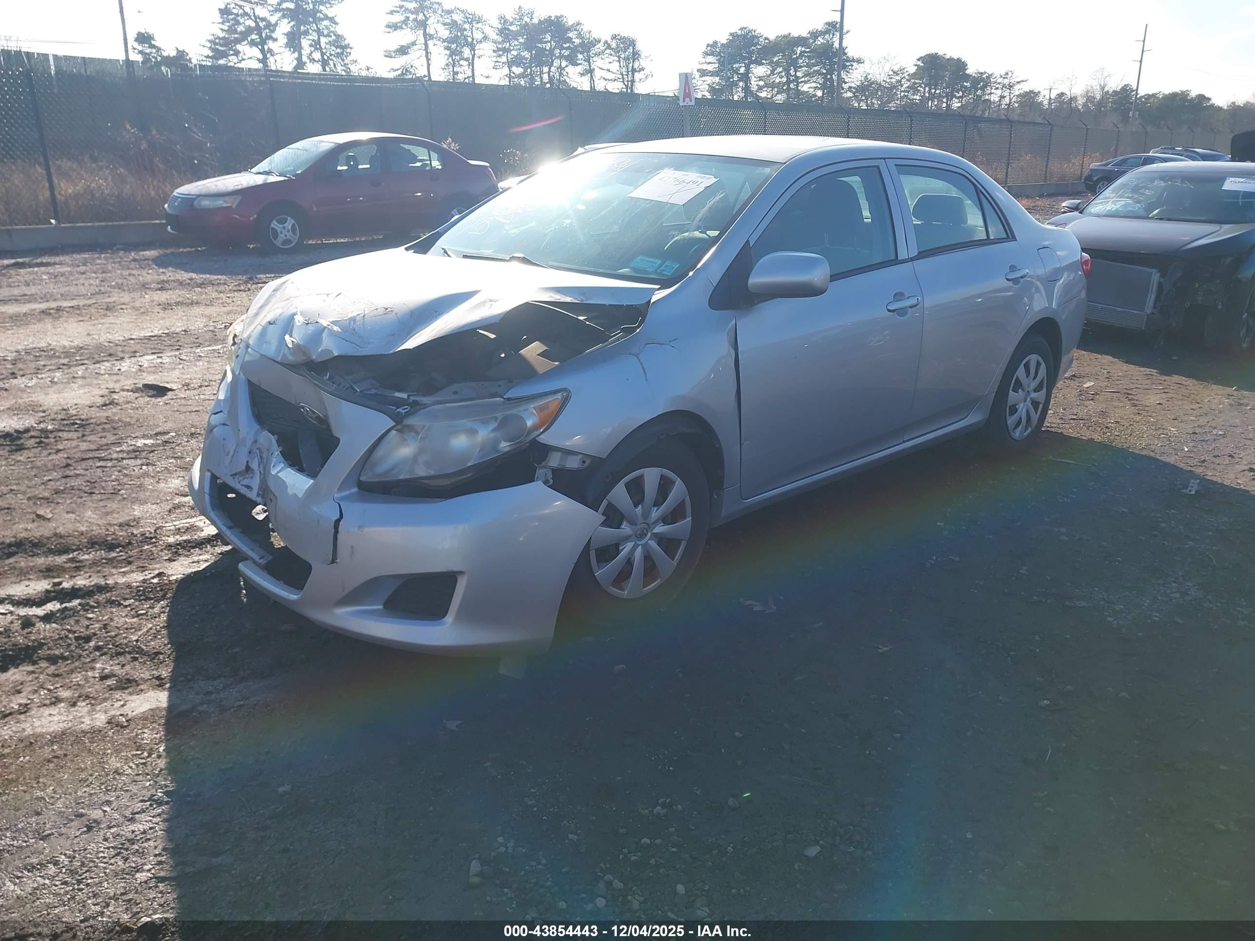 2010 Toyota Corolla Le Silver vin: 2T1BU4EE5AC298299