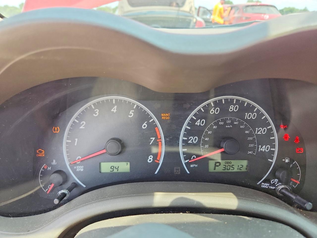 2010 Toyota Corolla Le Red vin: 2T1BU4EE5AC321063