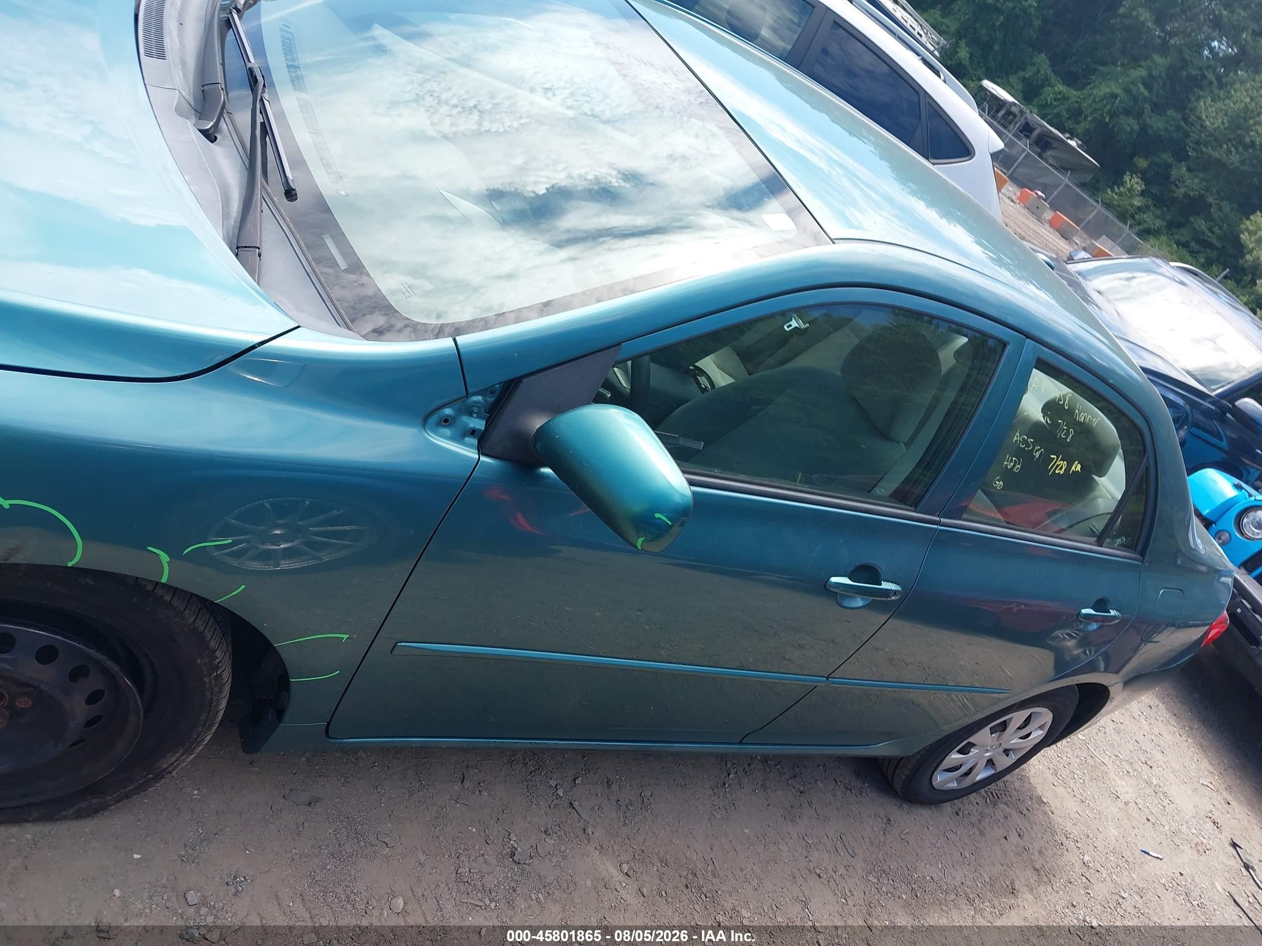 2010 Toyota Corolla Le Green vin: 2T1BU4EE5AC324626