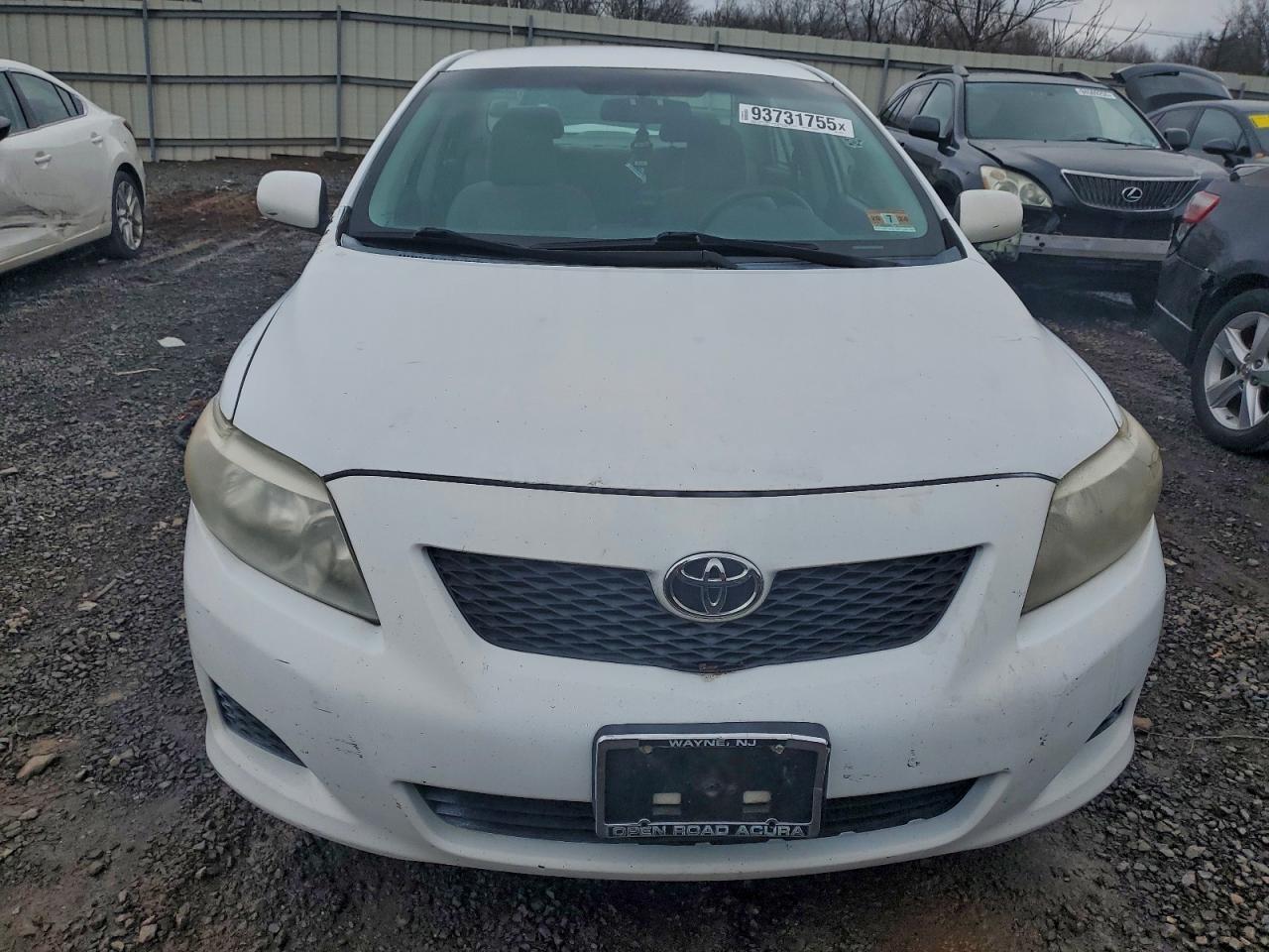 2010 Toyota Corolla Base Белый vin: 2T1BU4EE5AC350952