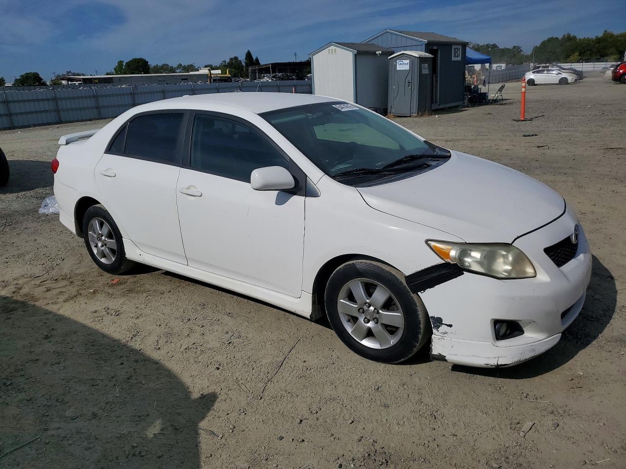 2010 Toyota Corolla S Белый vin: 2T1BU4EE5AC378539