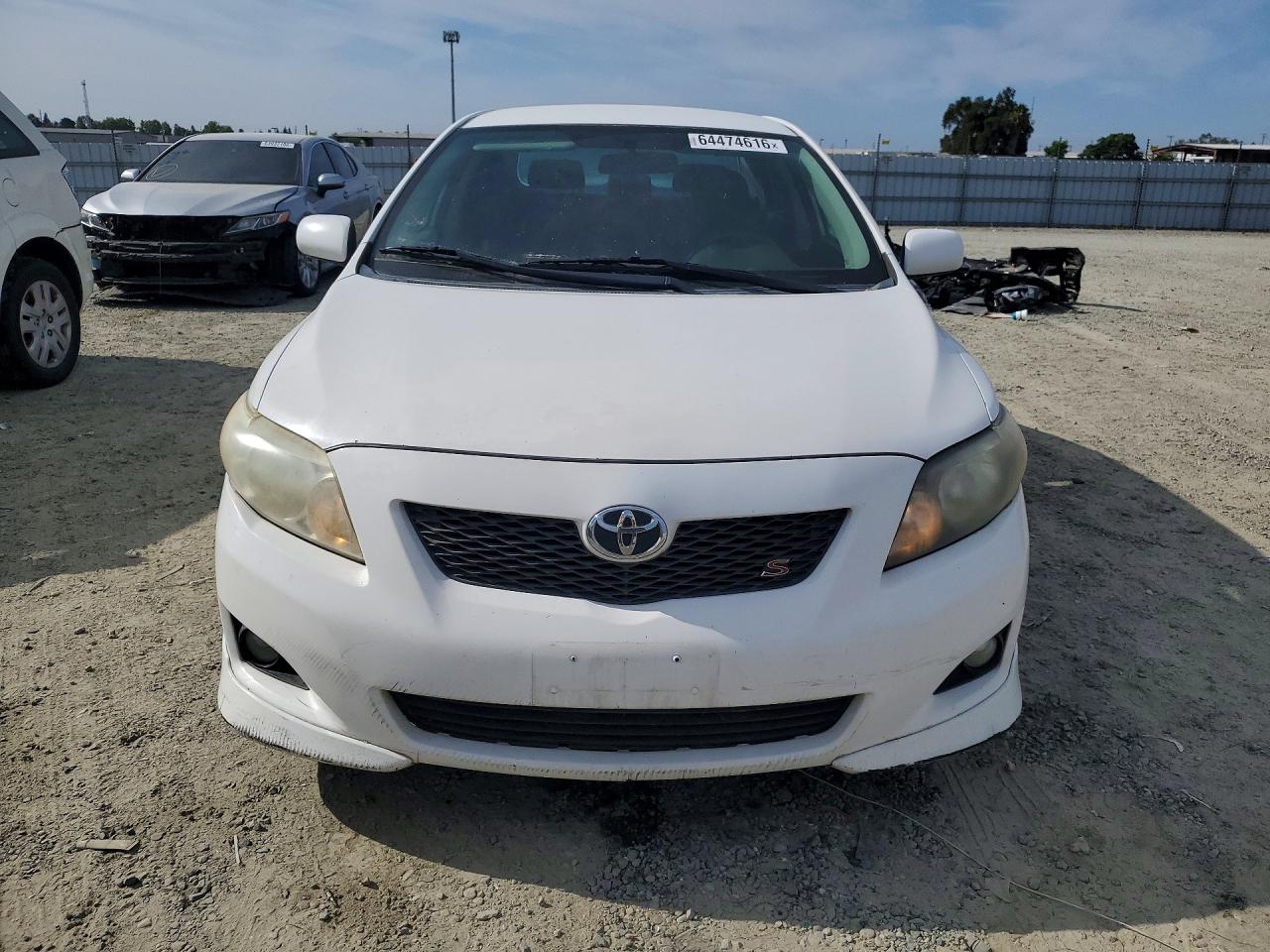 2010 Toyota Corolla S Белый vin: 2T1BU4EE5AC378539