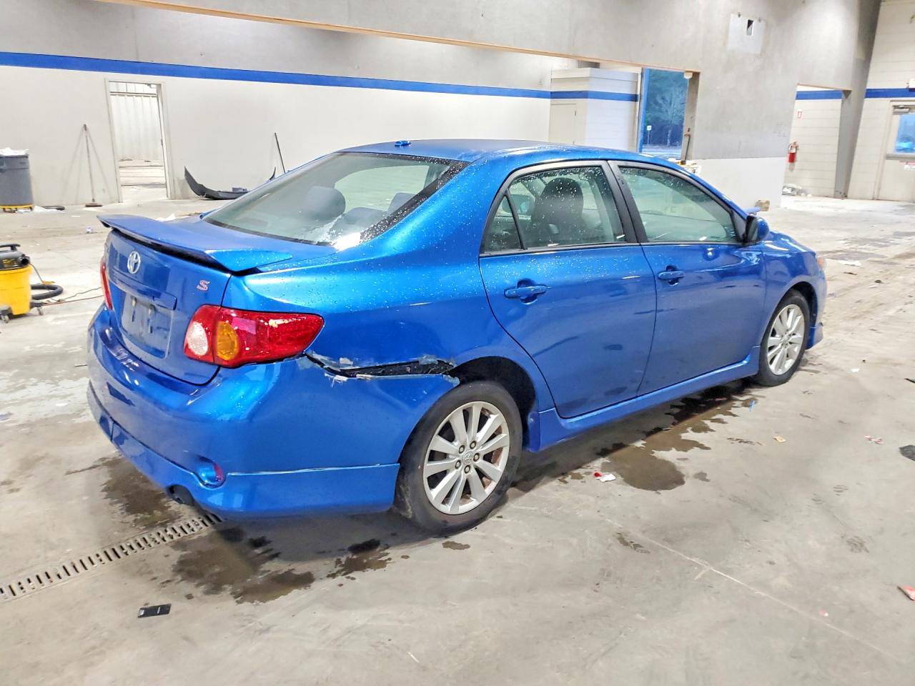 2010 Toyota Corolla S Blue vin: 2T1BU4EE5AC392067