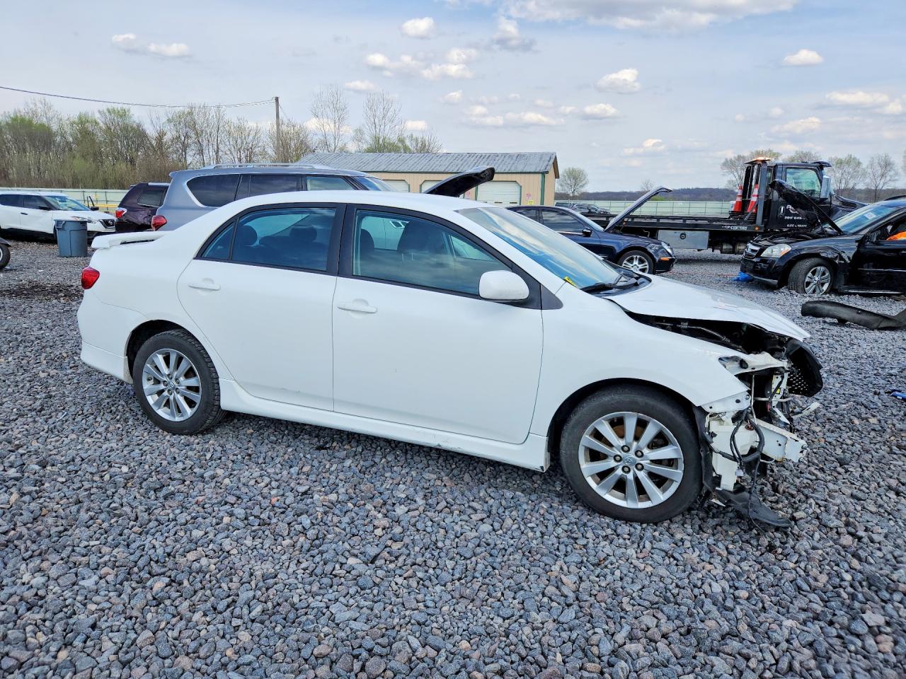 2010 Toyota Corolla S White vin: 2T1BU4EE5AC406050