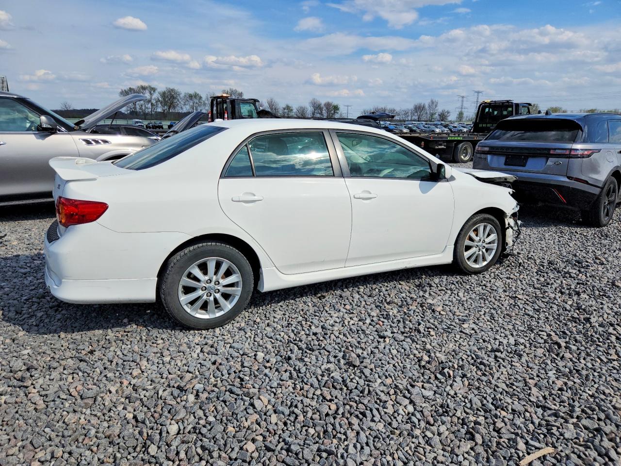 2010 Toyota Corolla S White vin: 2T1BU4EE5AC406050