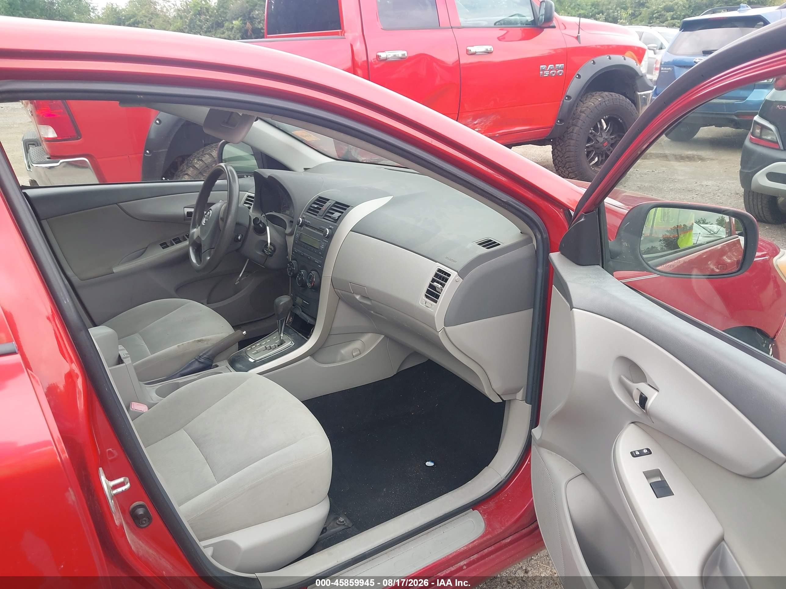 2010 Toyota Corolla Le Red vin: 2T1BU4EE5AC430803