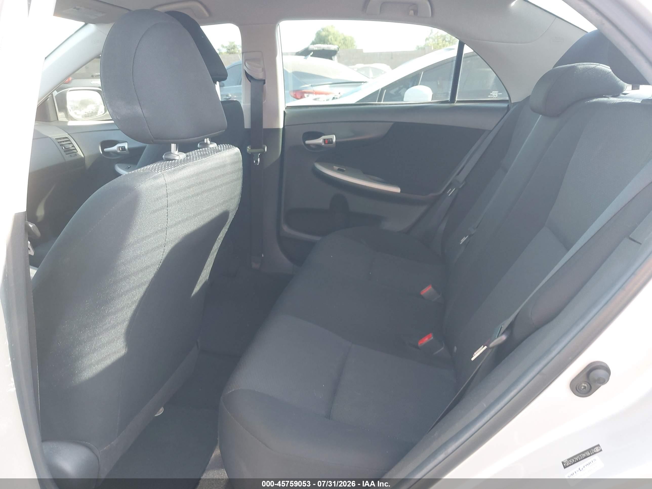 2010 Toyota Corolla S Silver vin: 2T1BU4EE5AC450954