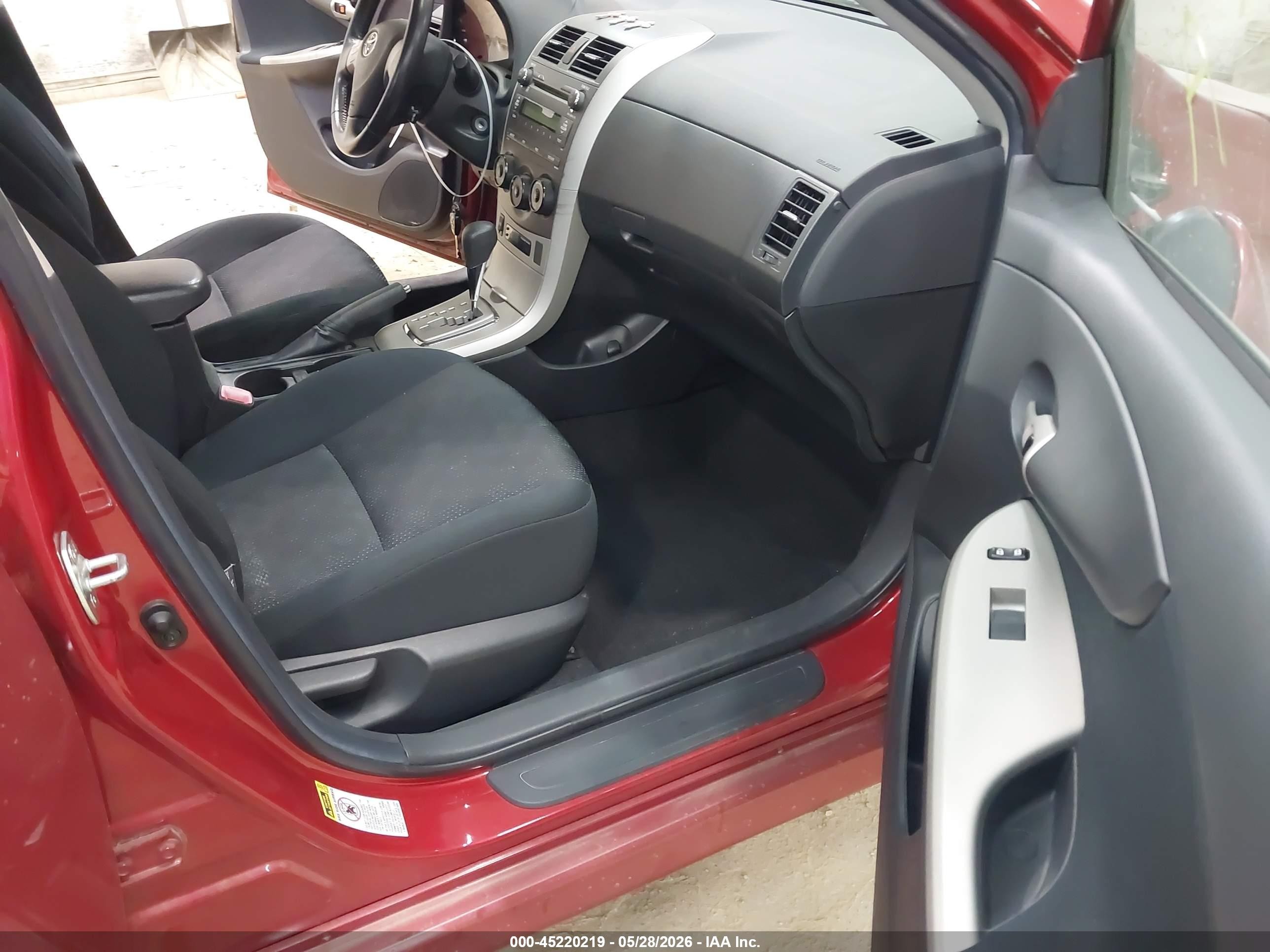2010 Toyota Corolla S Бордовый vin: 2T1BU4EE5AC464823