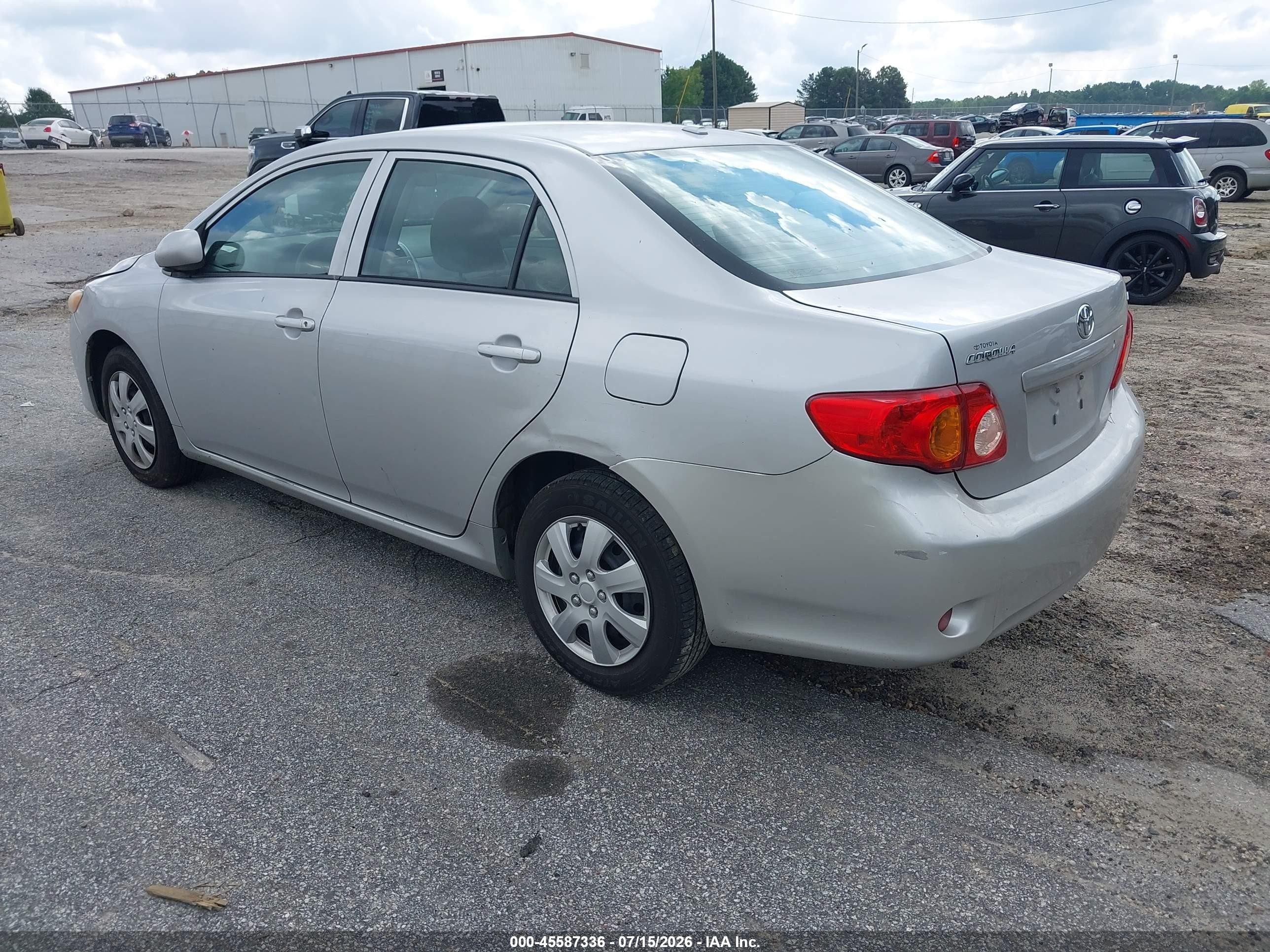 2010 Toyota Corolla Le Silver vin: 2T1BU4EE5AC474980