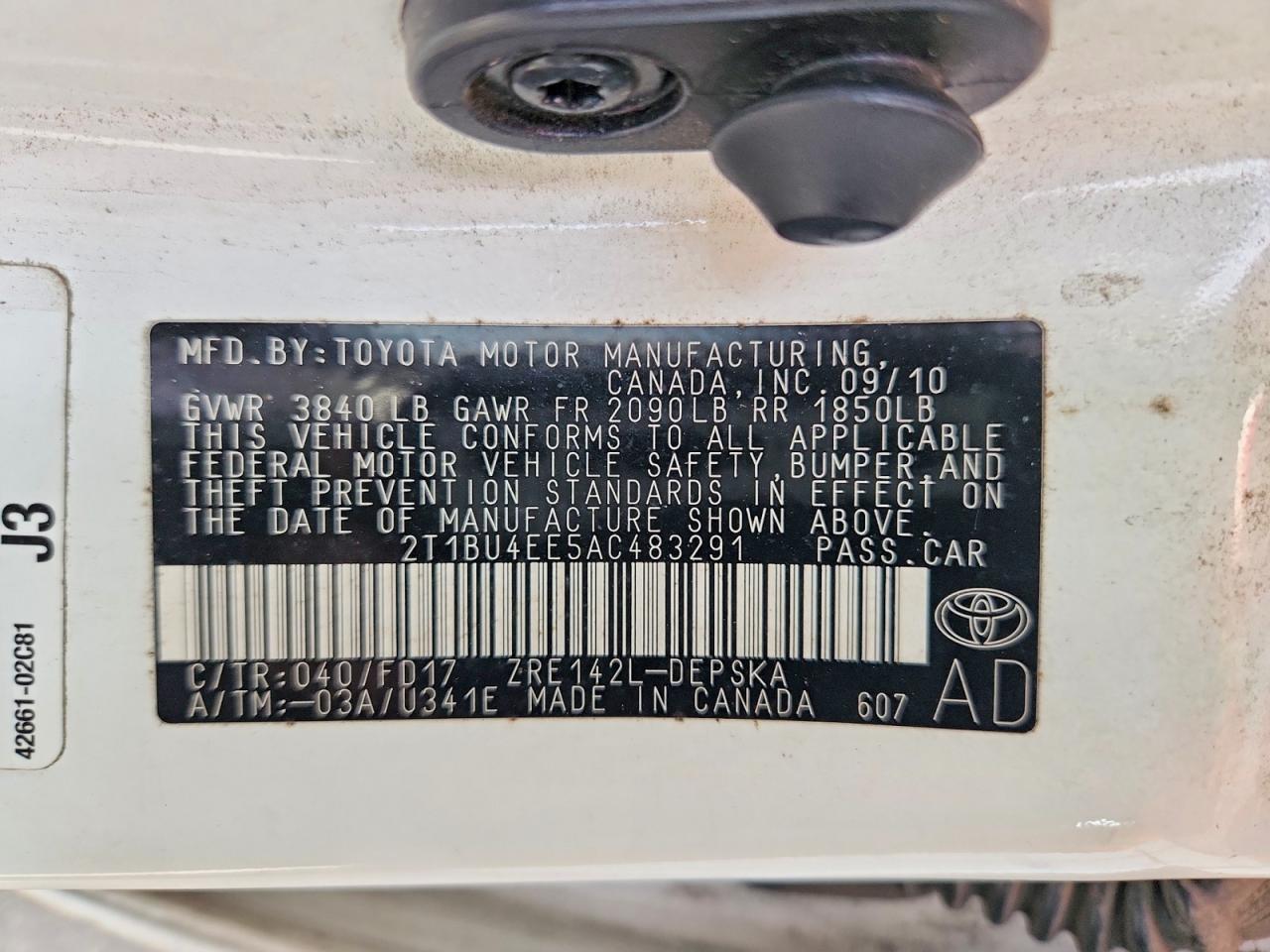 2010 Toyota Corolla S Белый vin: 2T1BU4EE5AC483291