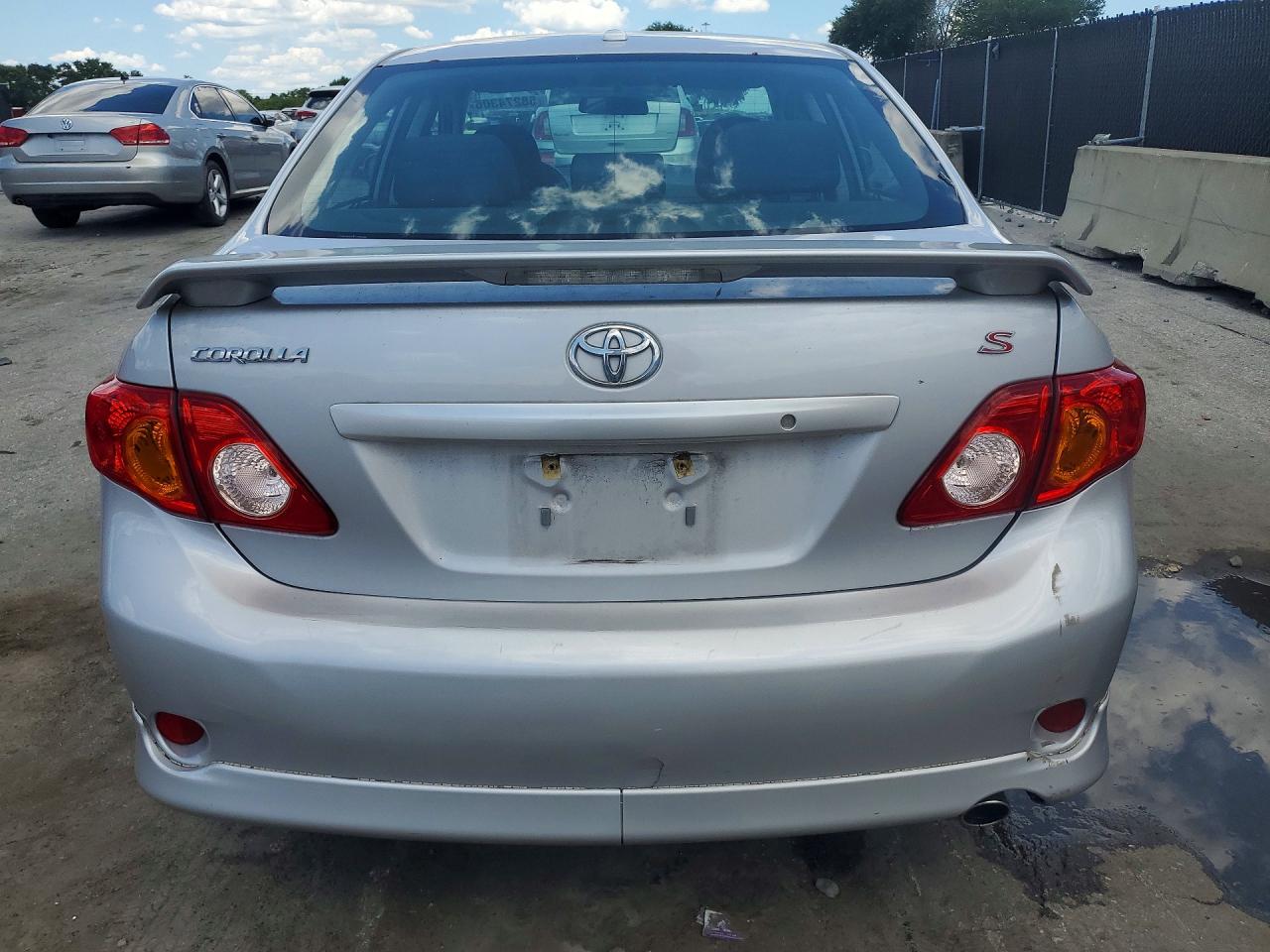 2010 Toyota Corolla S Silver vin: 2T1BU4EE5AC496090