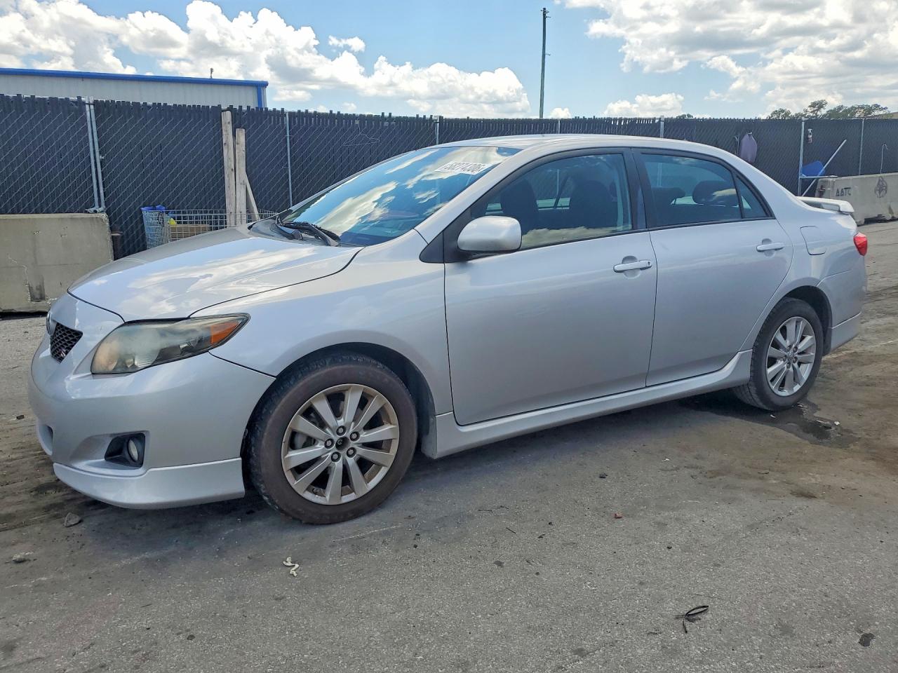 2010 Toyota Corolla S Silver vin: 2T1BU4EE5AC496090