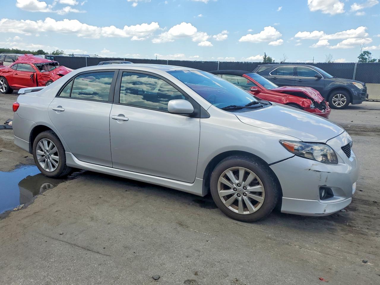 2010 Toyota Corolla S Silver vin: 2T1BU4EE5AC496090