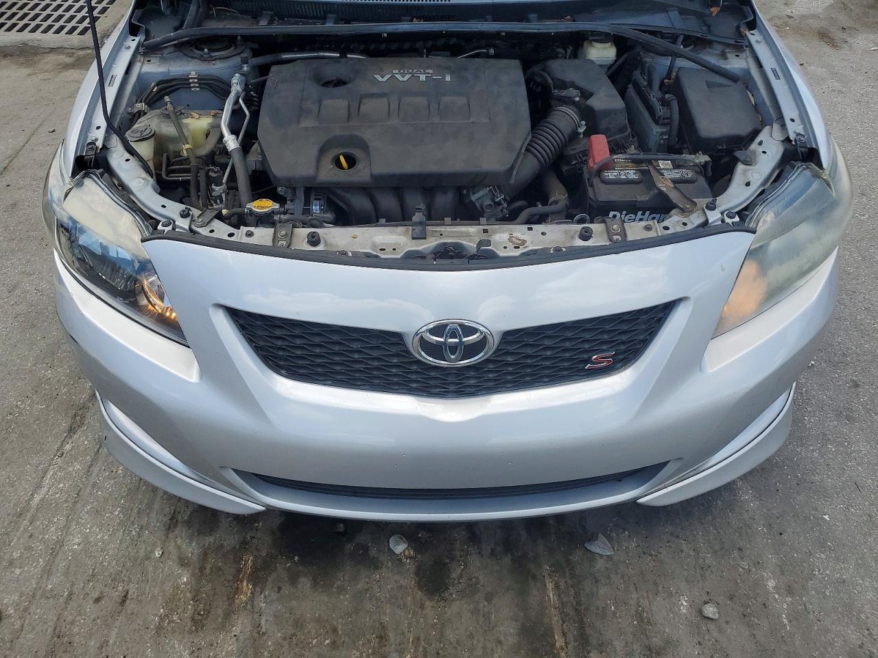 2010 Toyota Corolla S Silver vin: 2T1BU4EE5AC496090