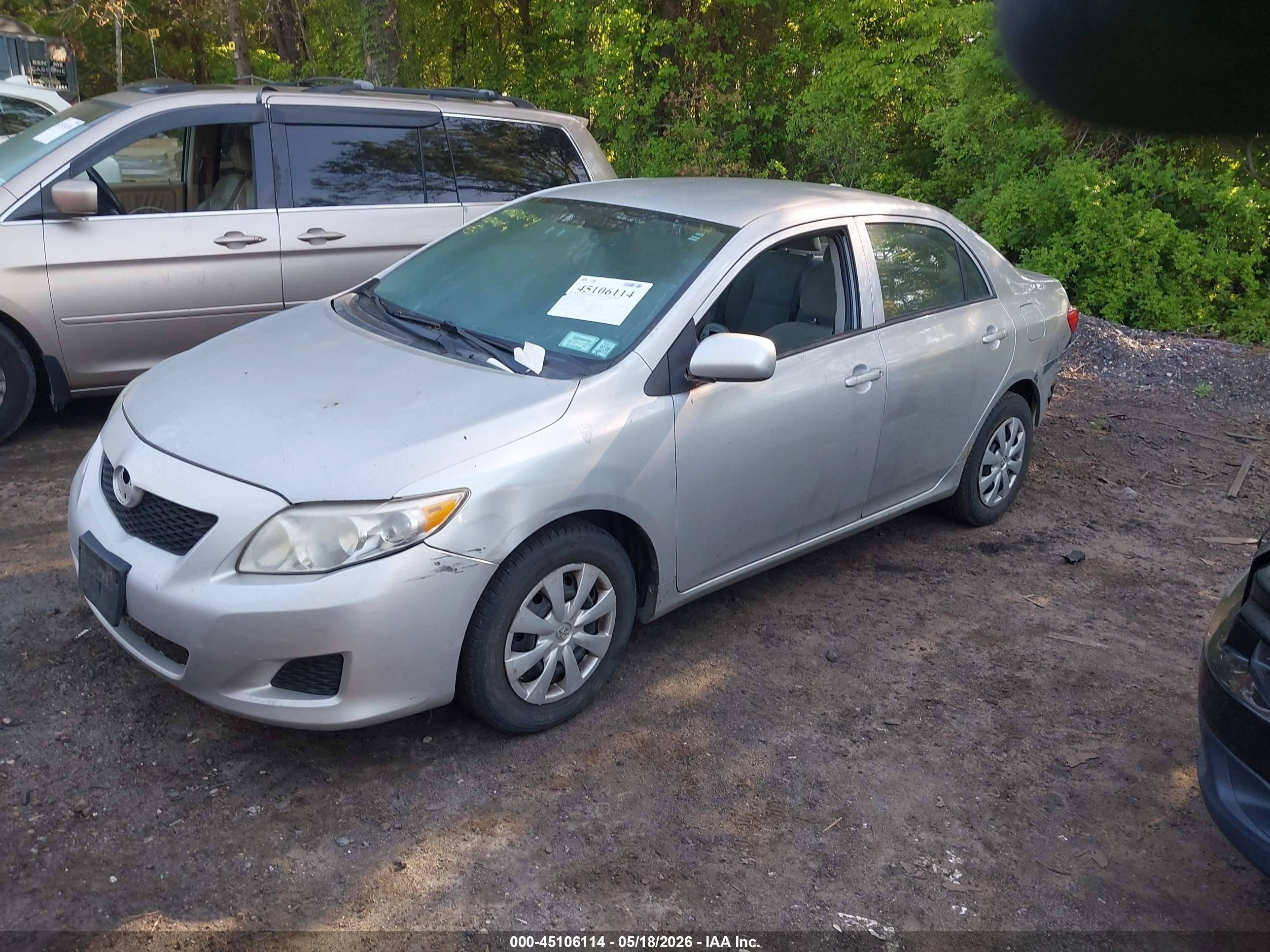 2010 Toyota Corolla Le Silver vin: 2T1BU4EE5AC503345