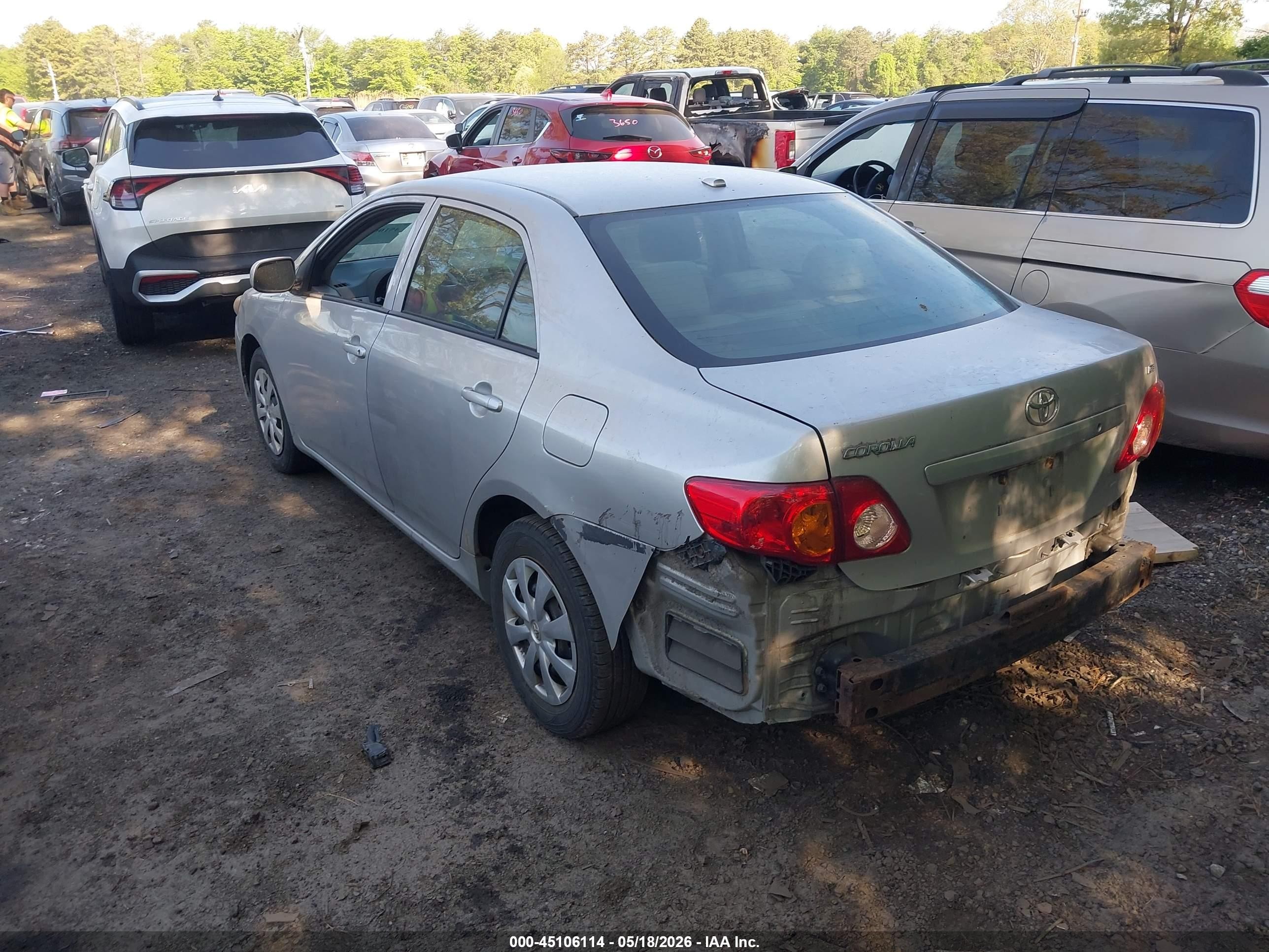 2010 Toyota Corolla Le Silver vin: 2T1BU4EE5AC503345