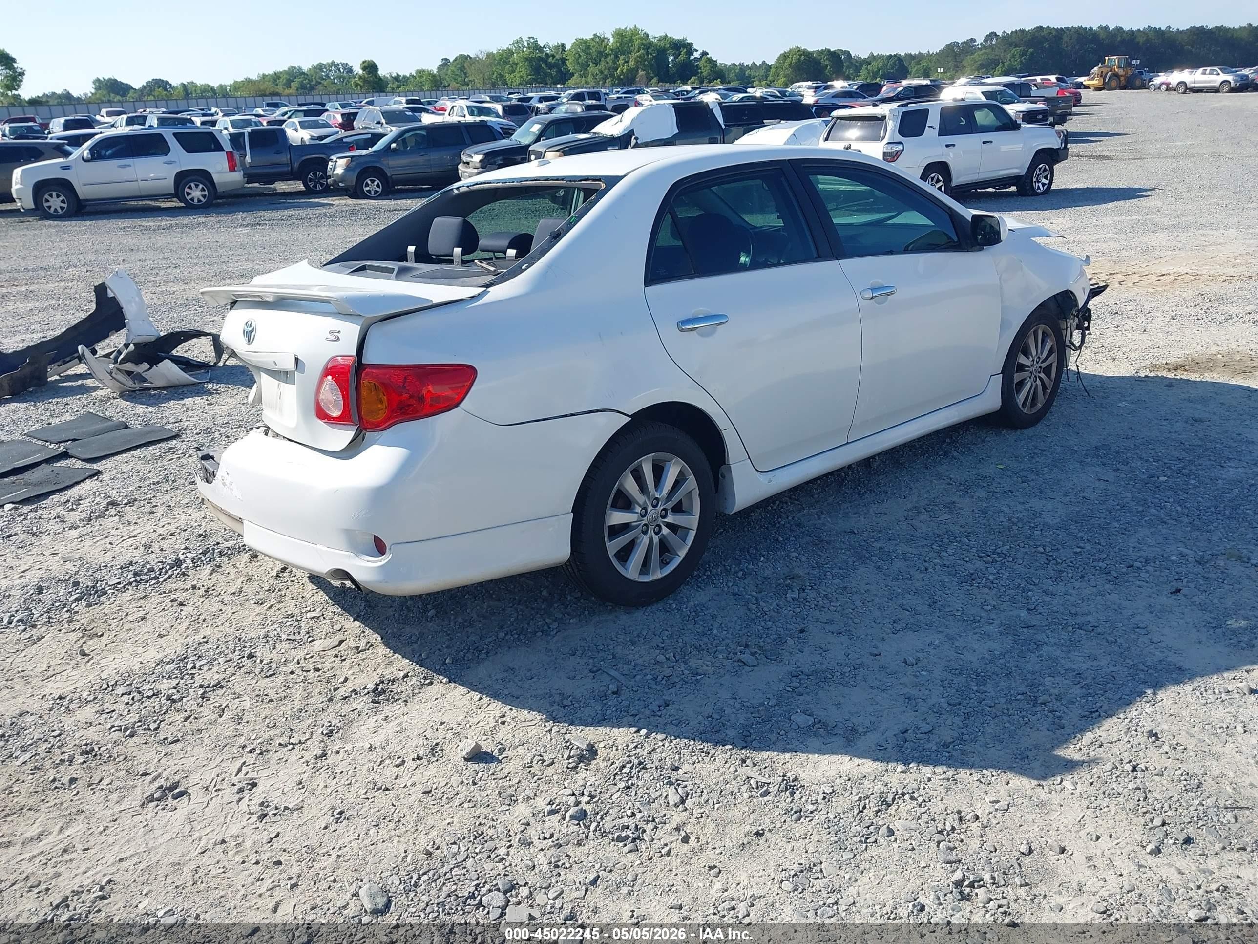 2010 Toyota Corolla S White vin: 2T1BU4EE5AC504107