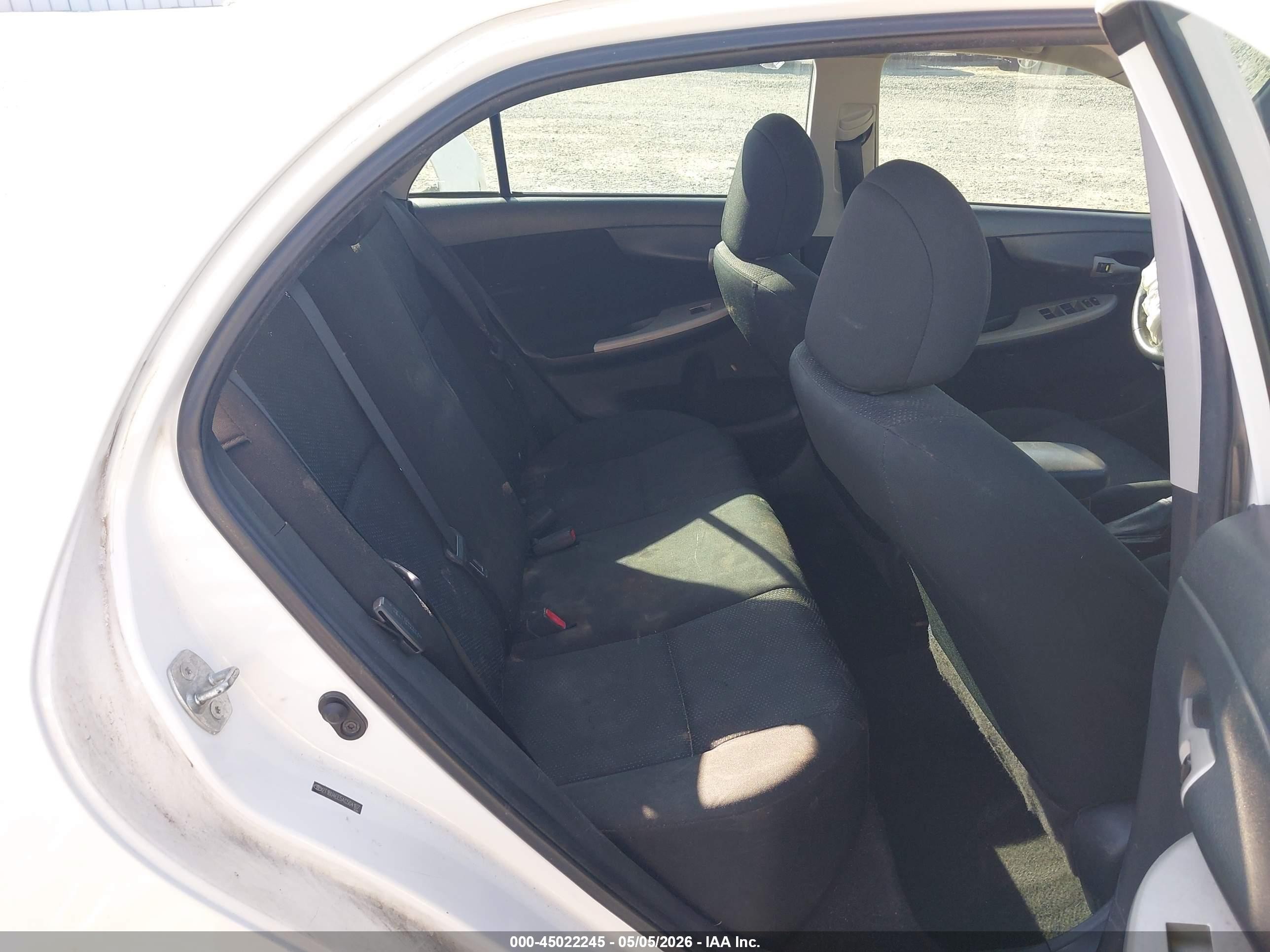 2010 Toyota Corolla S White vin: 2T1BU4EE5AC504107