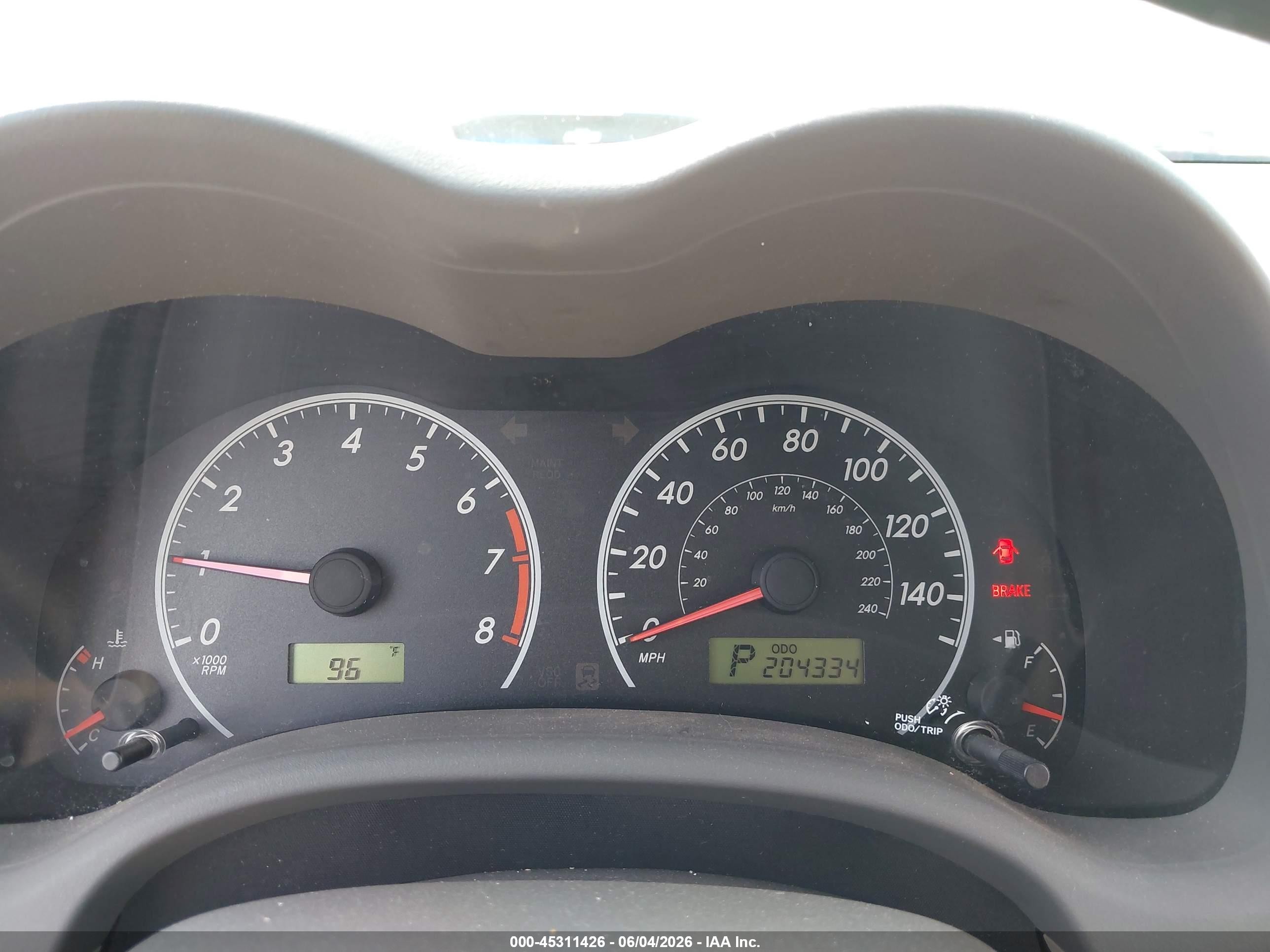 2010 Toyota Corolla Le Silver vin: 2T1BU4EE5AC505158