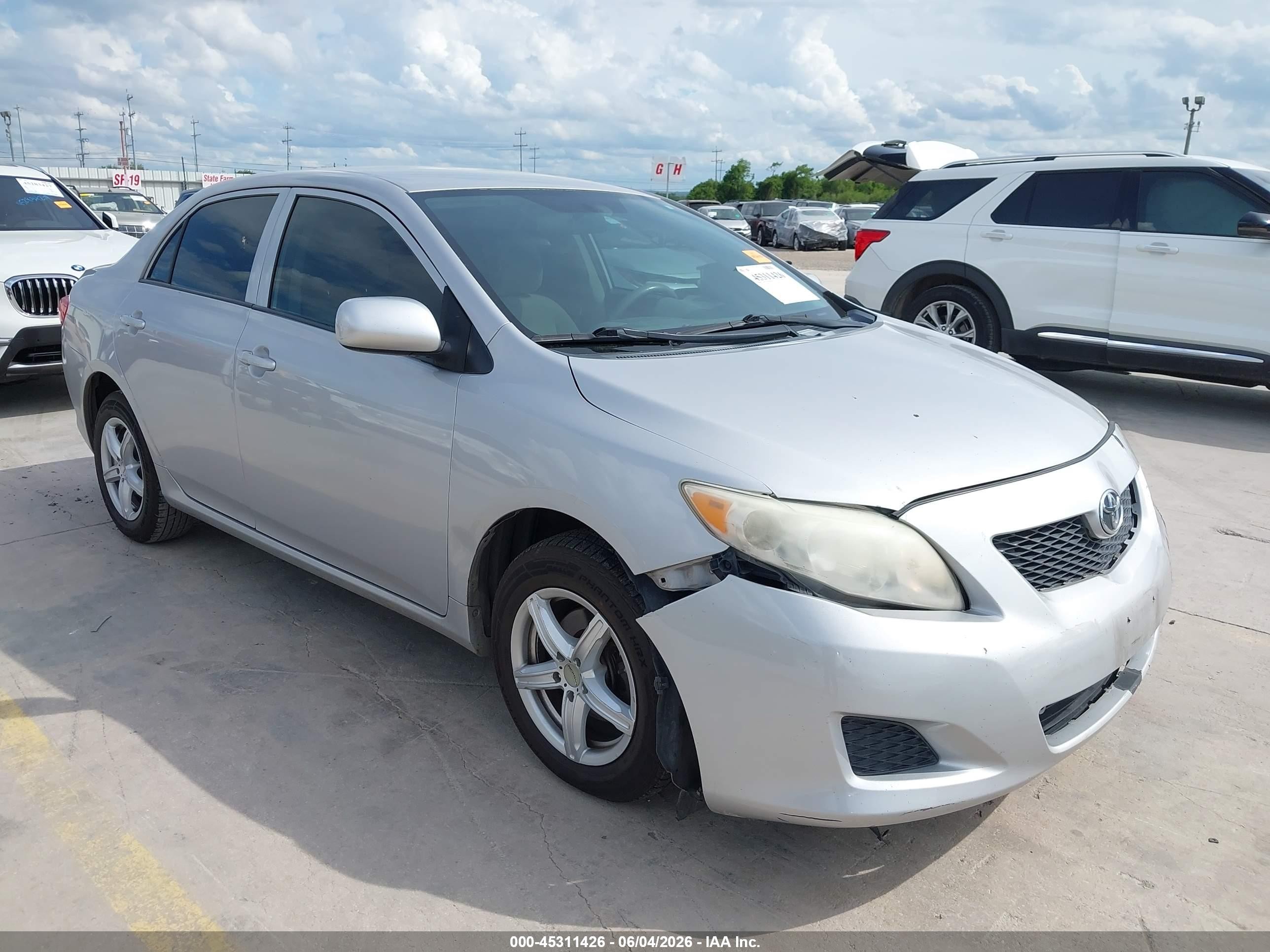 2010 Toyota Corolla Le Silver vin: 2T1BU4EE5AC505158