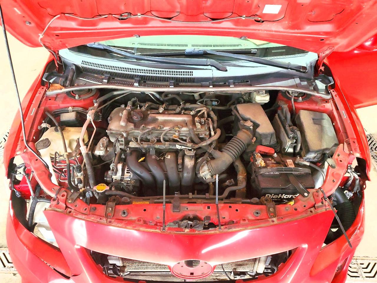 2010 Toyota Corolla Le Red vin: 2T1BU4EE5AC514099