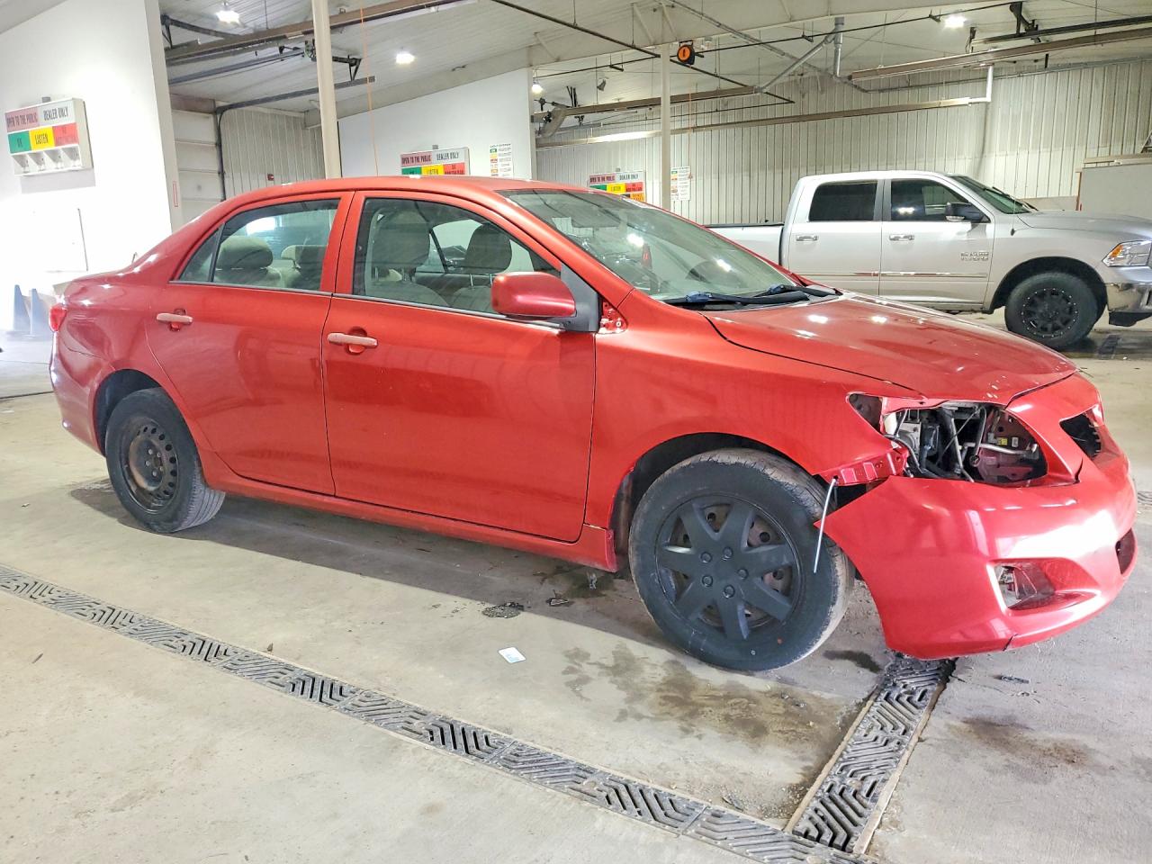 2010 Toyota Corolla Le Red vin: 2T1BU4EE5AC514099