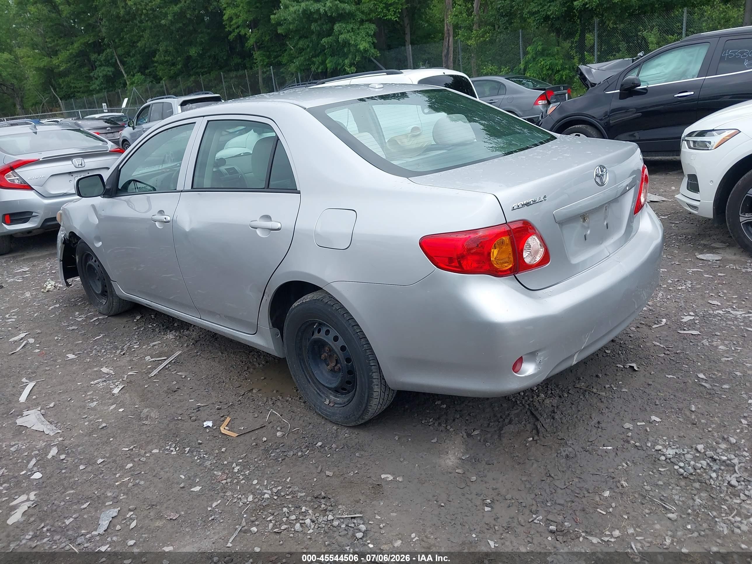 2010 Toyota Corolla Le Silver vin: 2T1BU4EE5AC520193