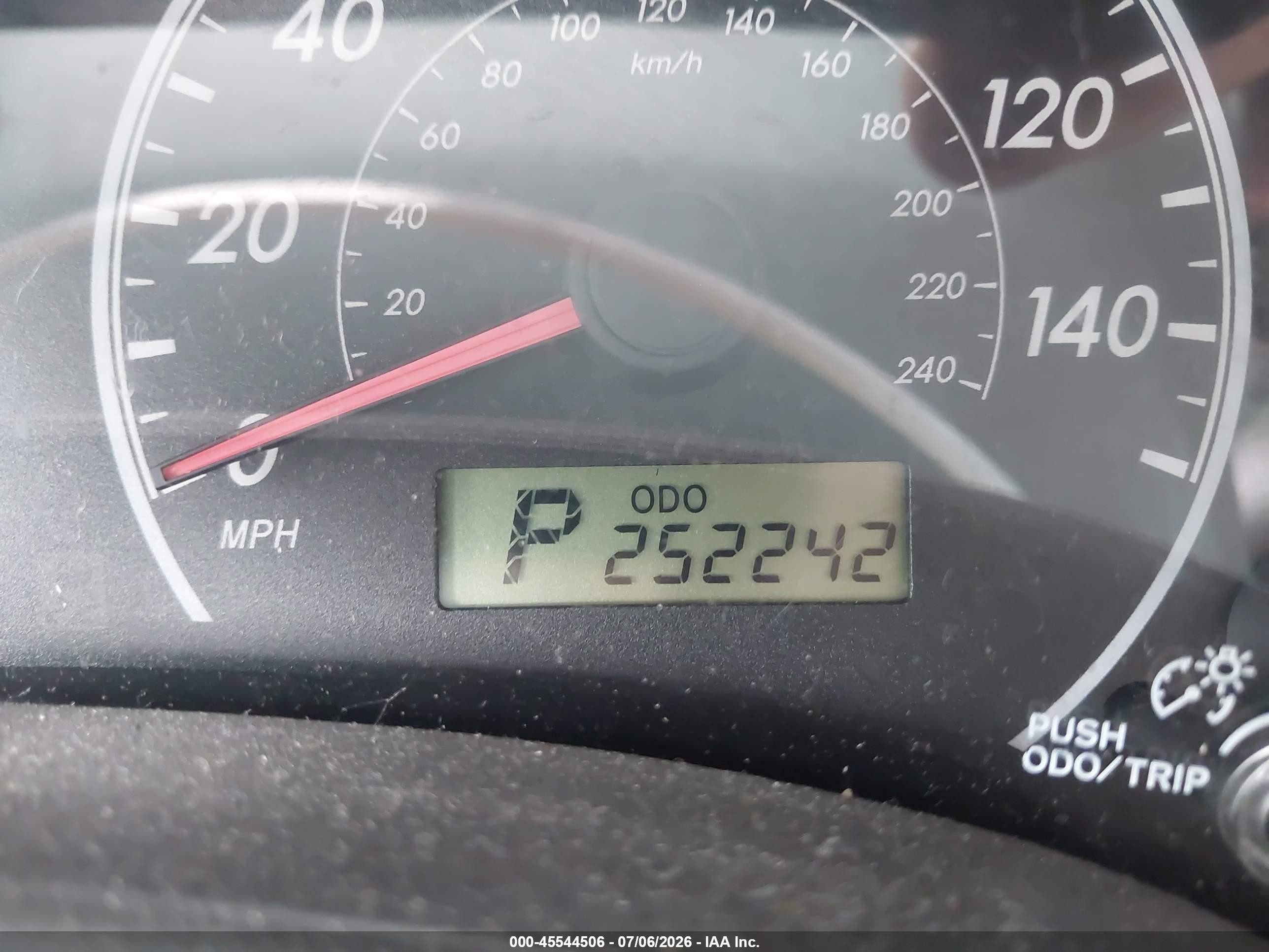 2010 Toyota Corolla Le Silver vin: 2T1BU4EE5AC520193