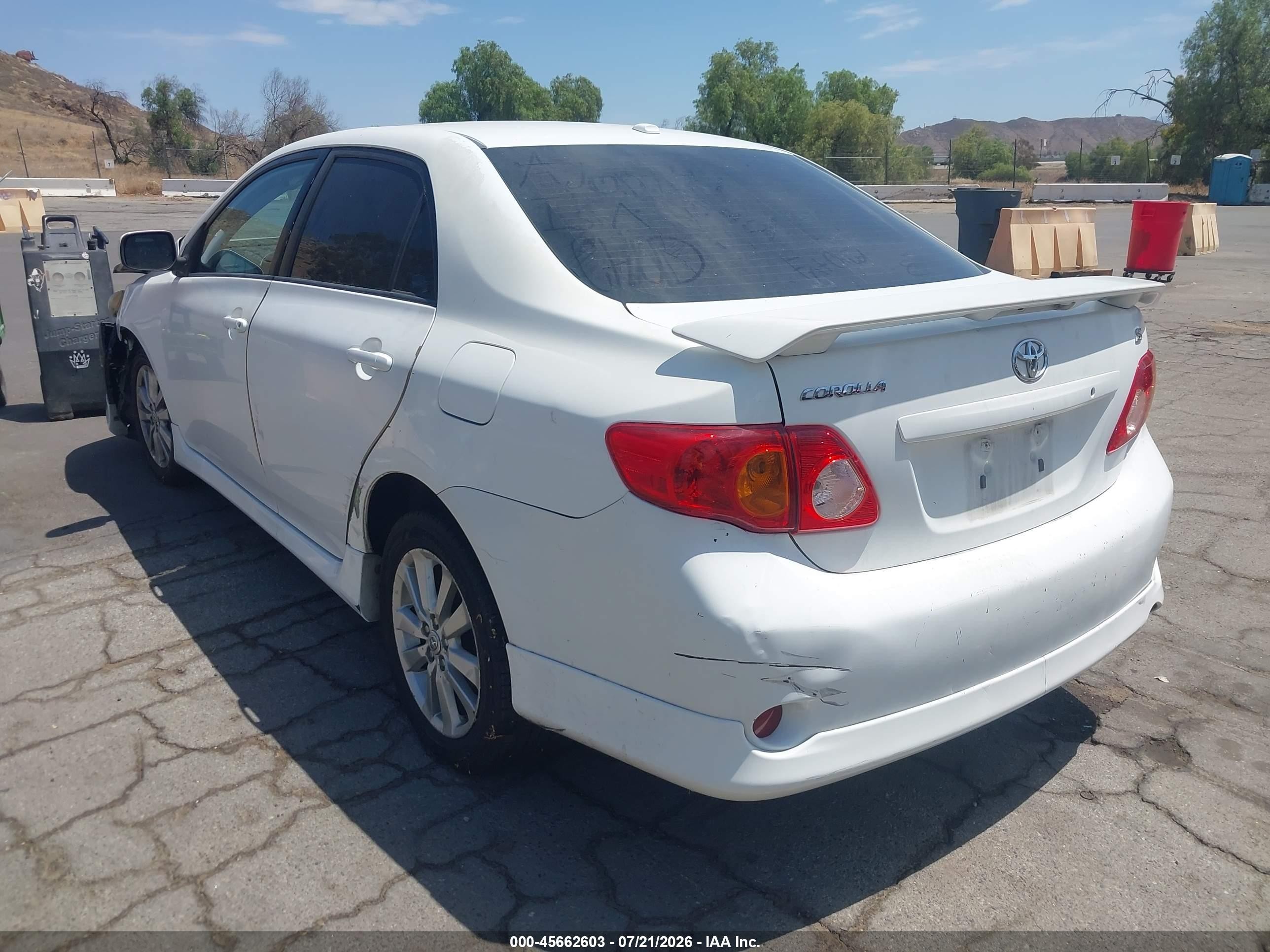 2010 Toyota Corolla S White vin: 2T1BU4EE5AC521201