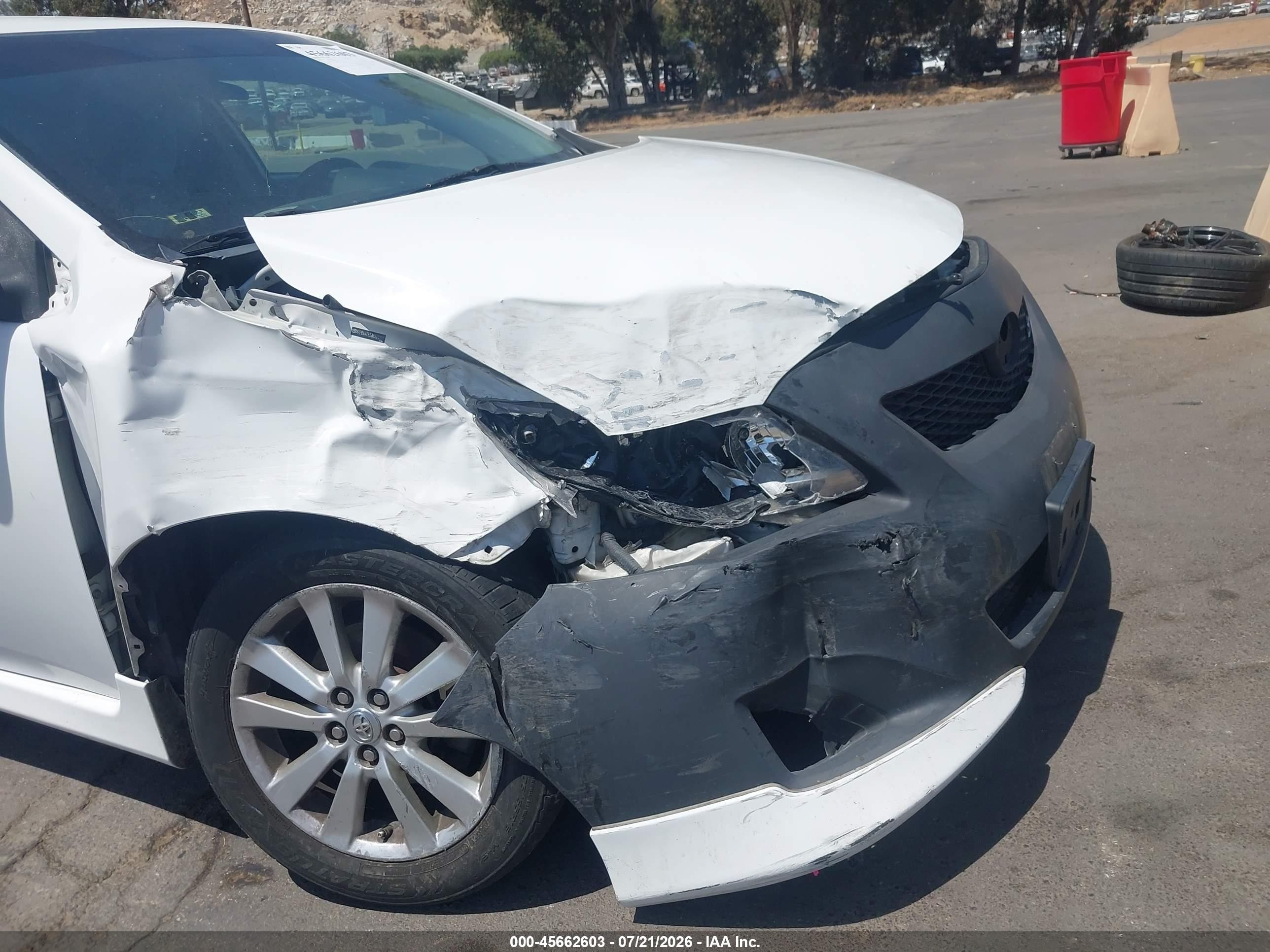 2010 Toyota Corolla S White vin: 2T1BU4EE5AC521201