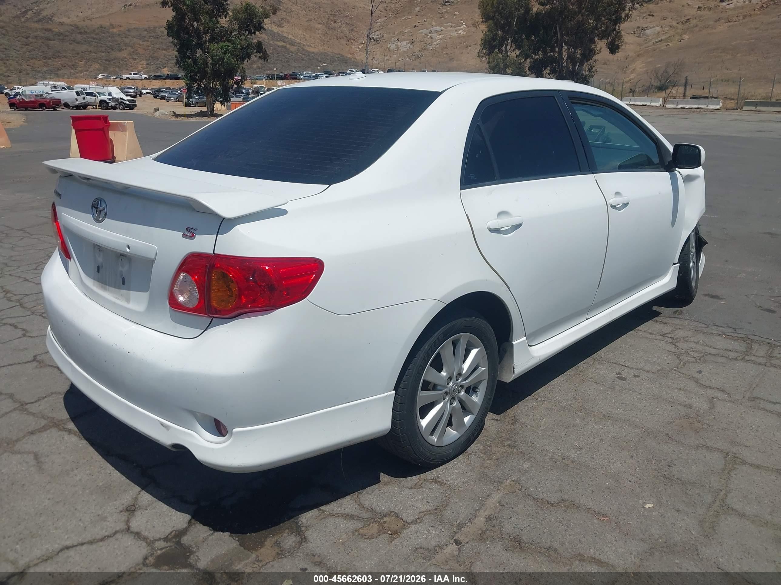 2010 Toyota Corolla S White vin: 2T1BU4EE5AC521201