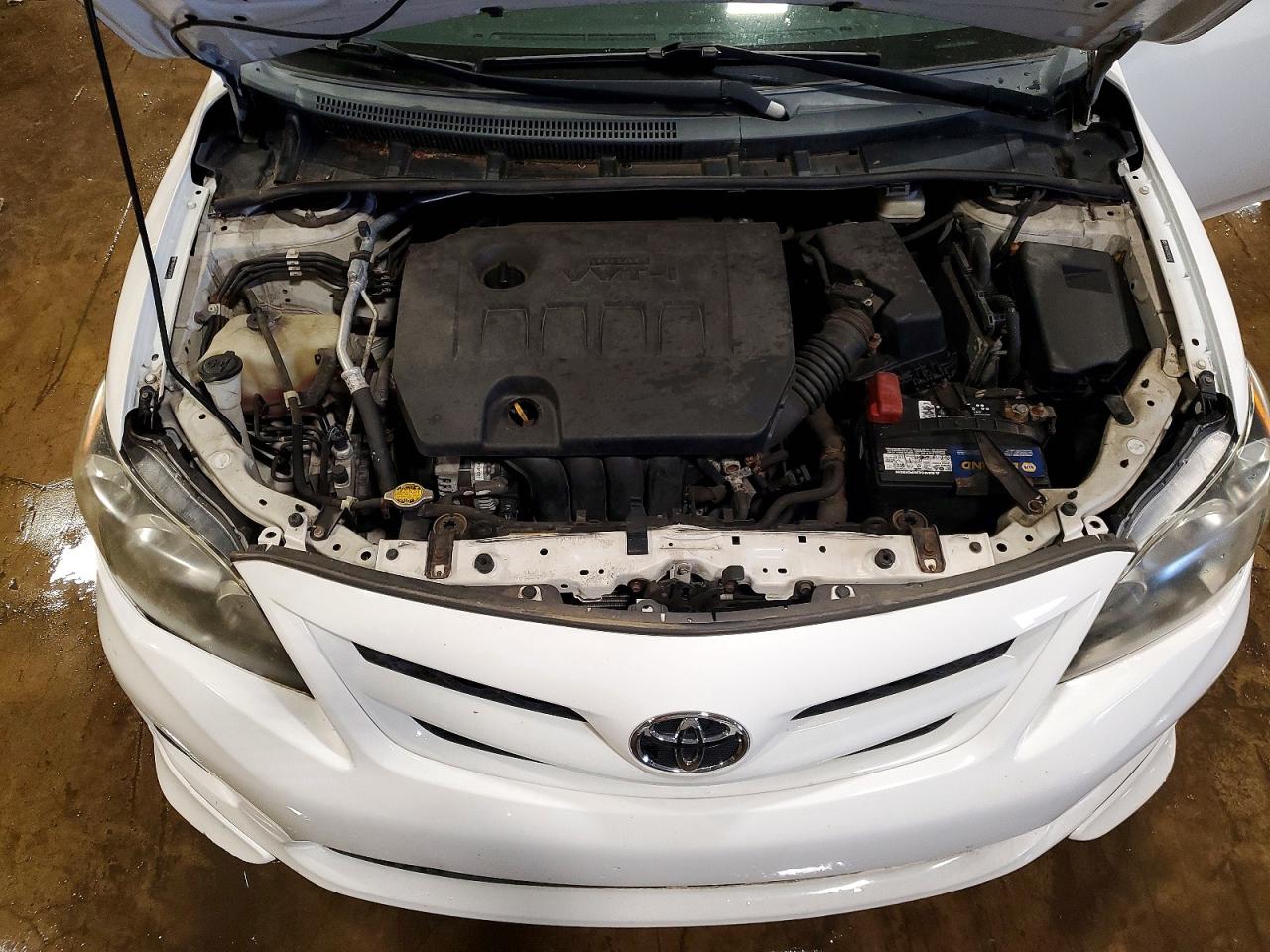 2011 Toyota Corolla S White vin: 2T1BU4EE5BC555401