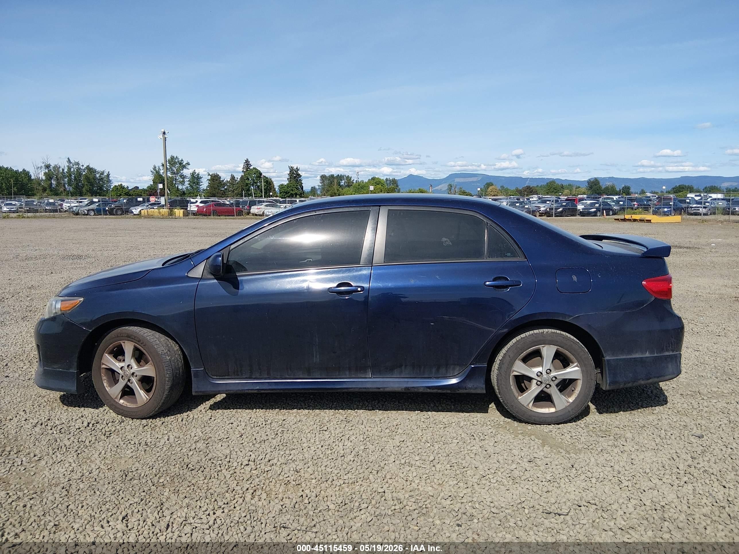 2011 Toyota Corolla S Blue vin: 2T1BU4EE5BC559206