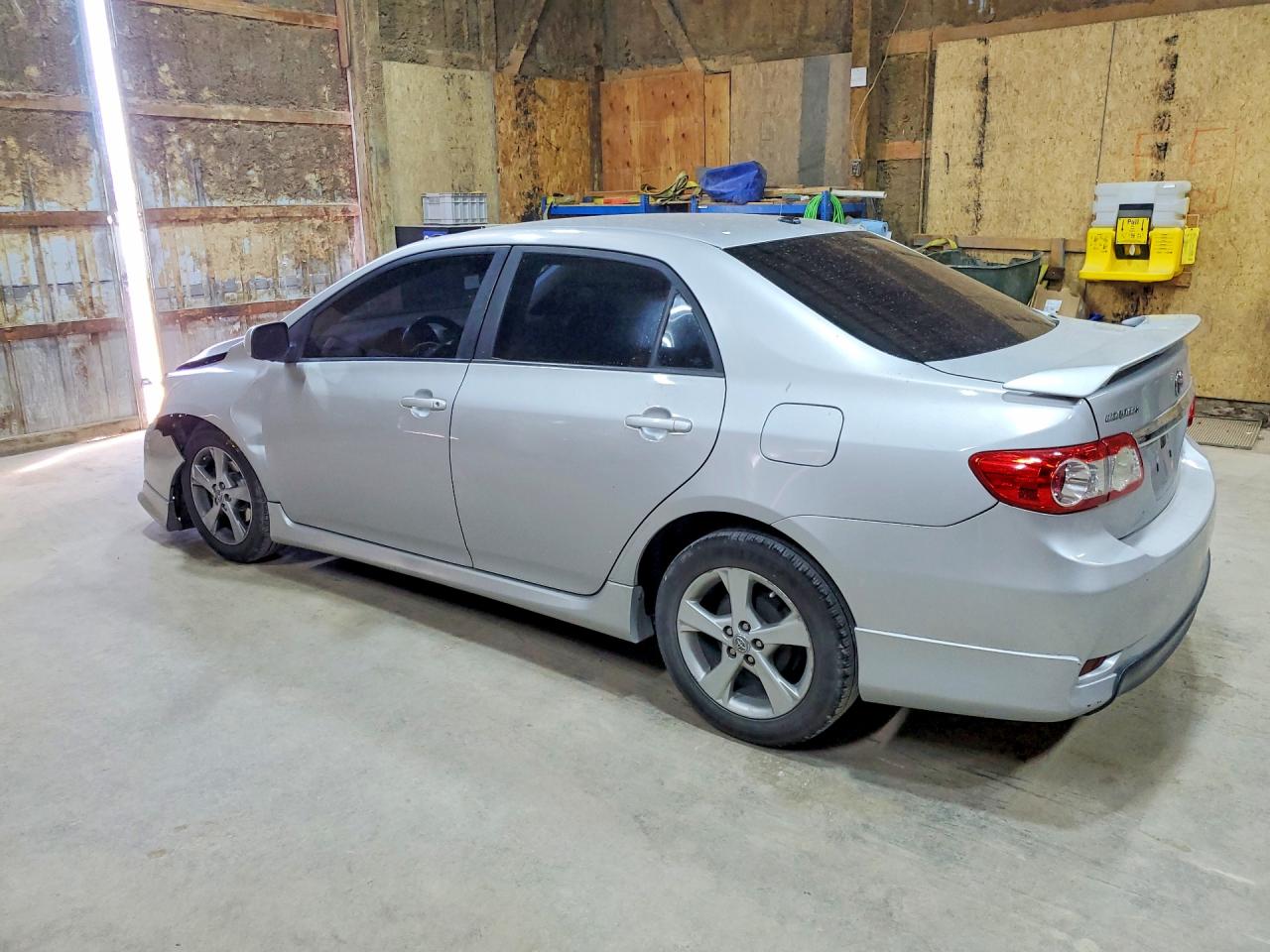 2011 Toyota Corolla S Silver vin: 2T1BU4EE5BC566270