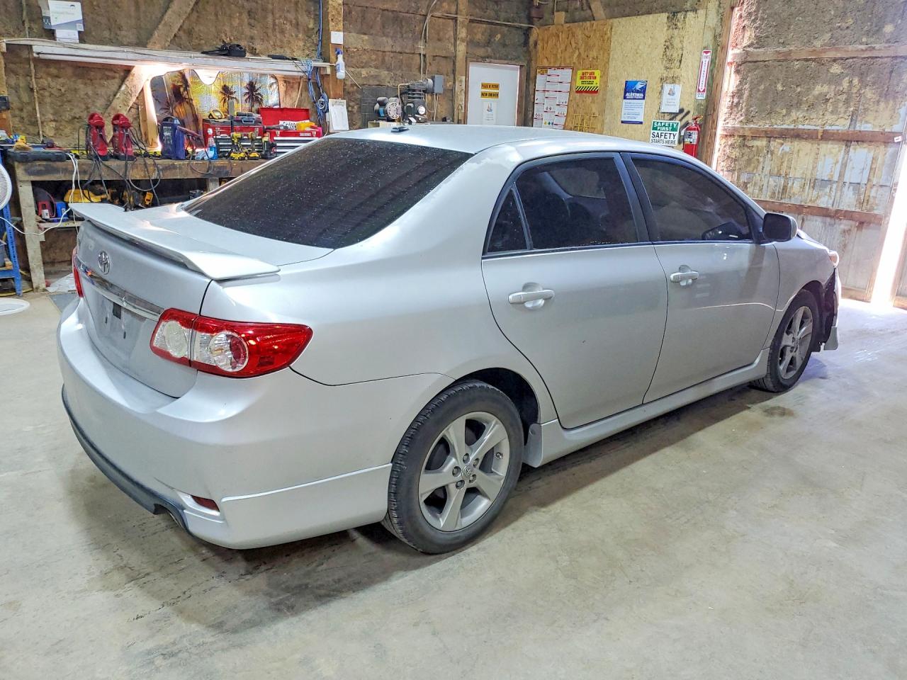 2011 Toyota Corolla S Silver vin: 2T1BU4EE5BC566270