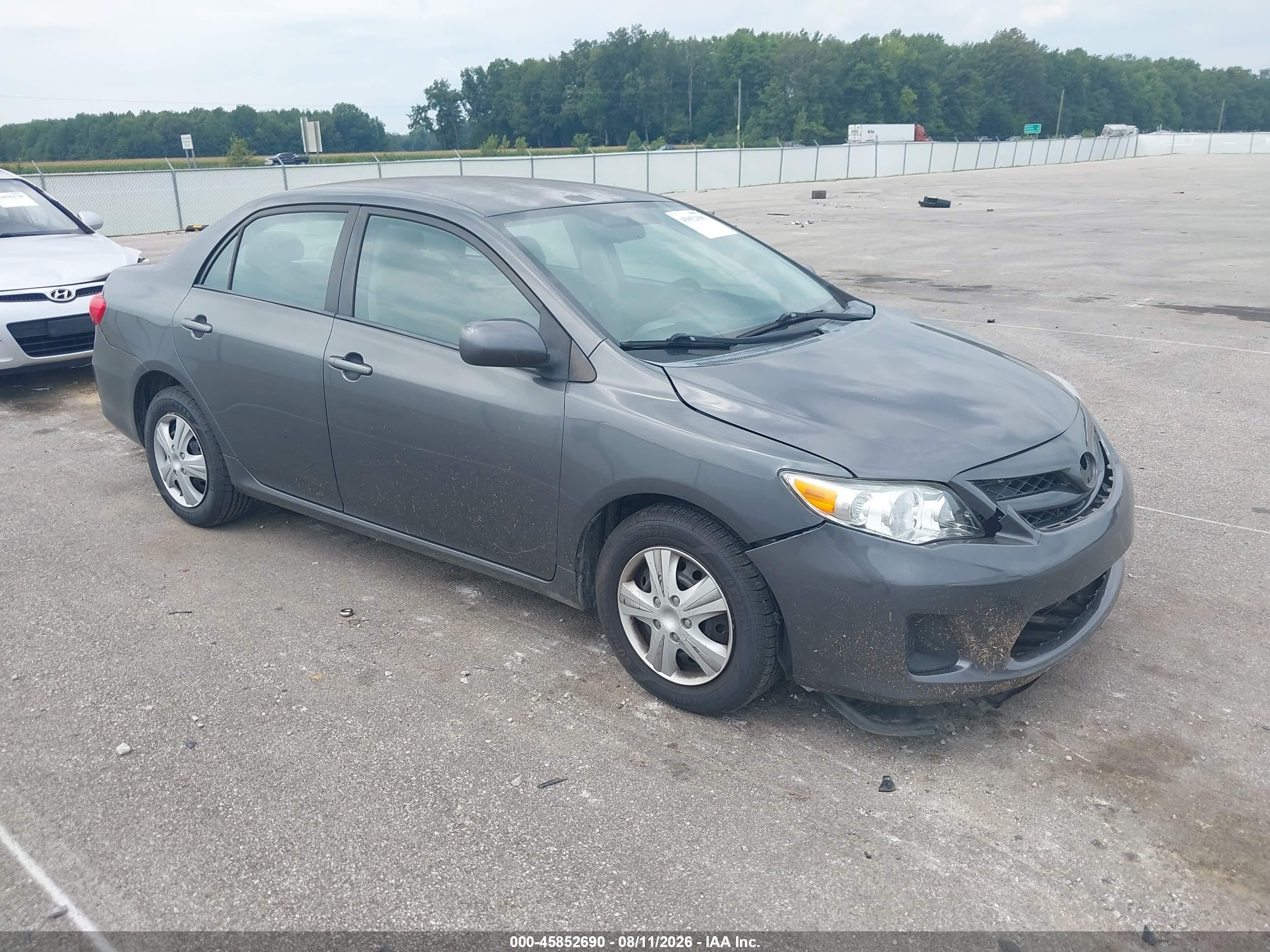 2011 Toyota Corolla Le Gray vin: 2T1BU4EE5BC569427