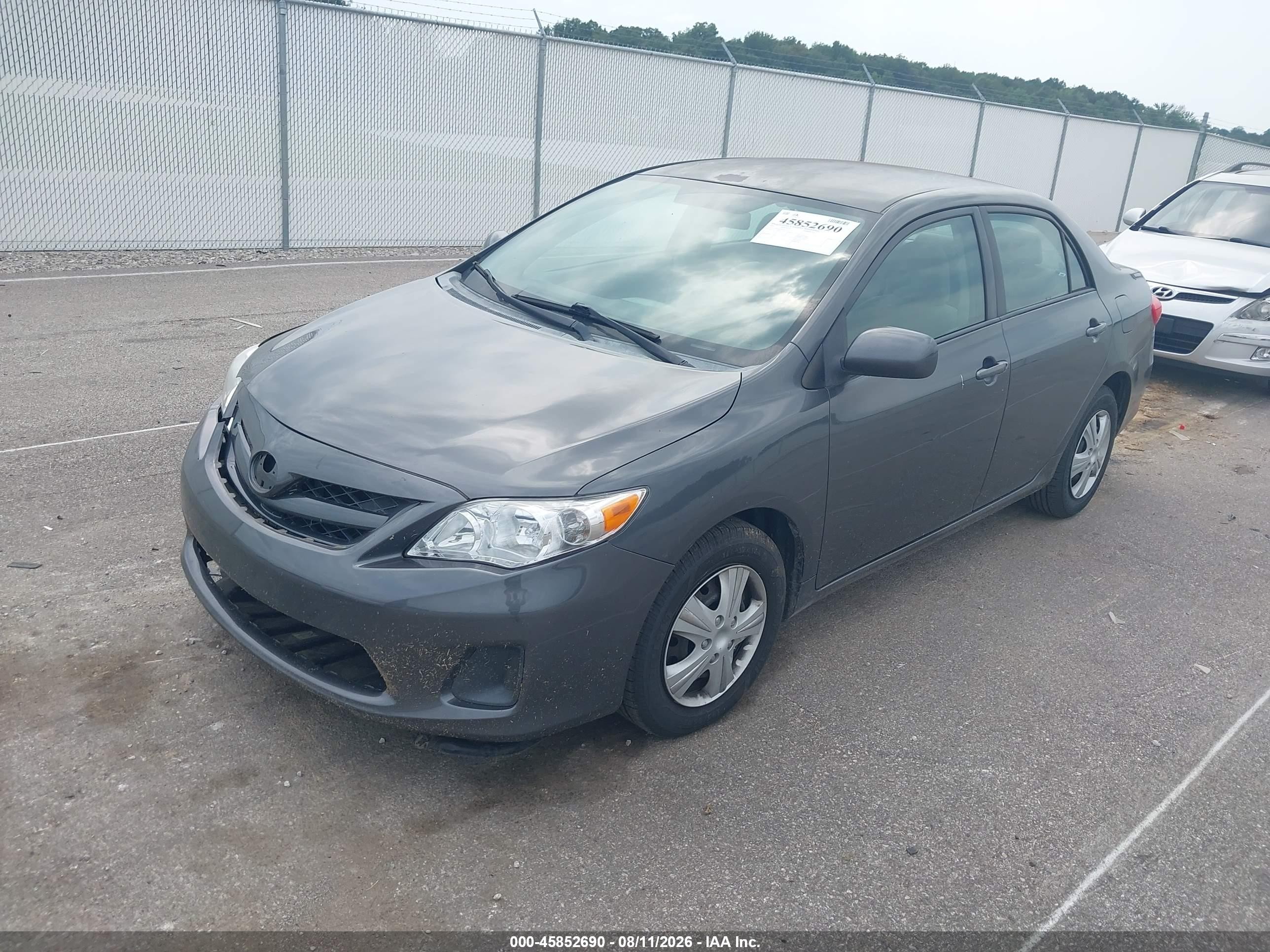 2011 Toyota Corolla Le Gray vin: 2T1BU4EE5BC569427