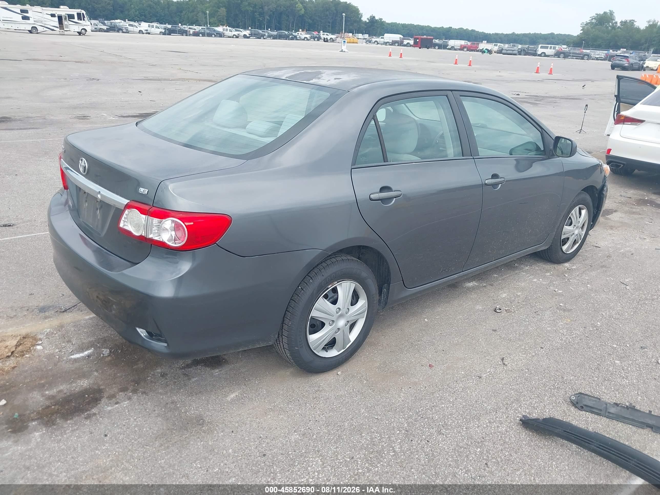 2011 Toyota Corolla Le Gray vin: 2T1BU4EE5BC569427