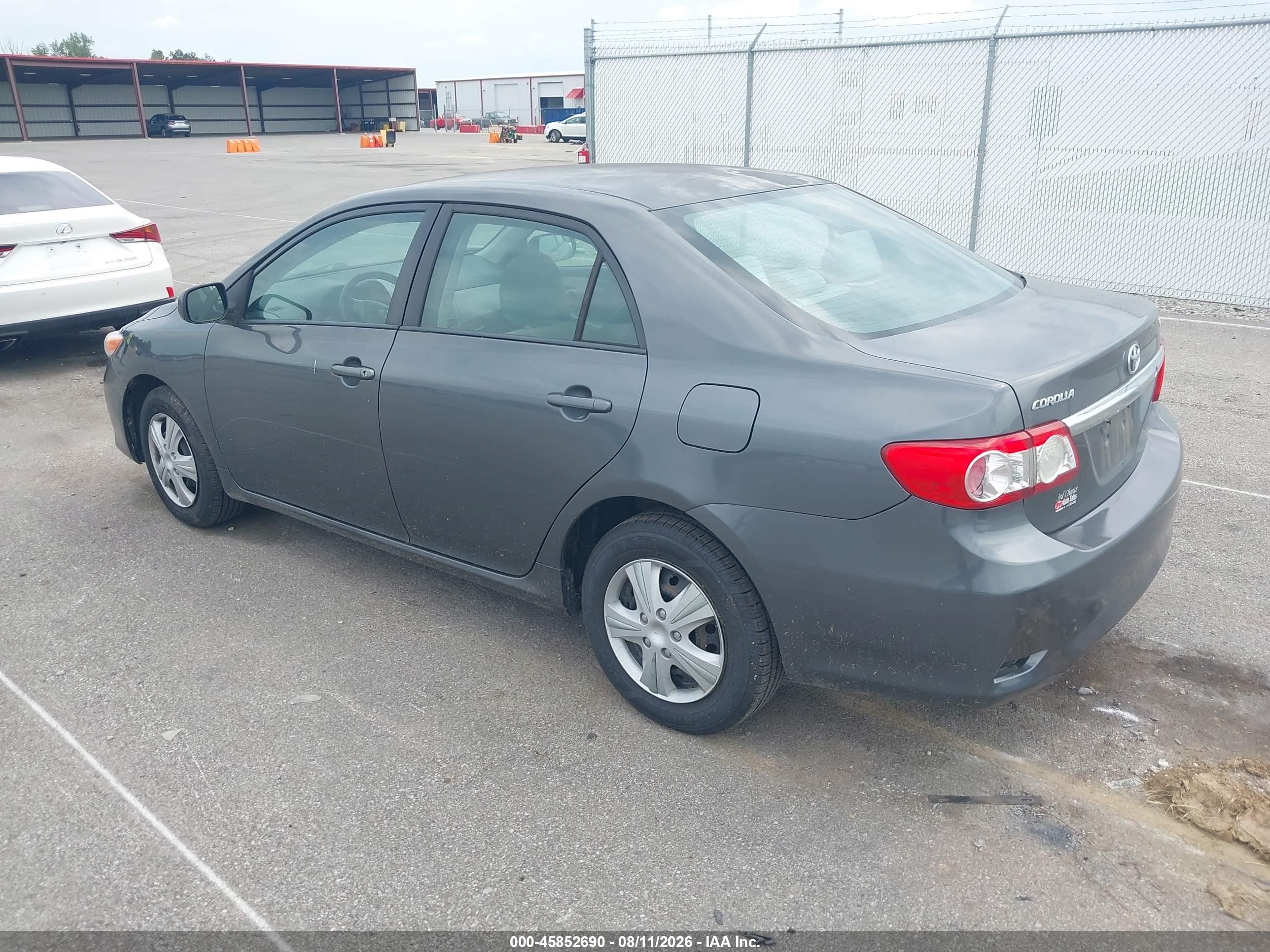 2011 Toyota Corolla Le Gray vin: 2T1BU4EE5BC569427
