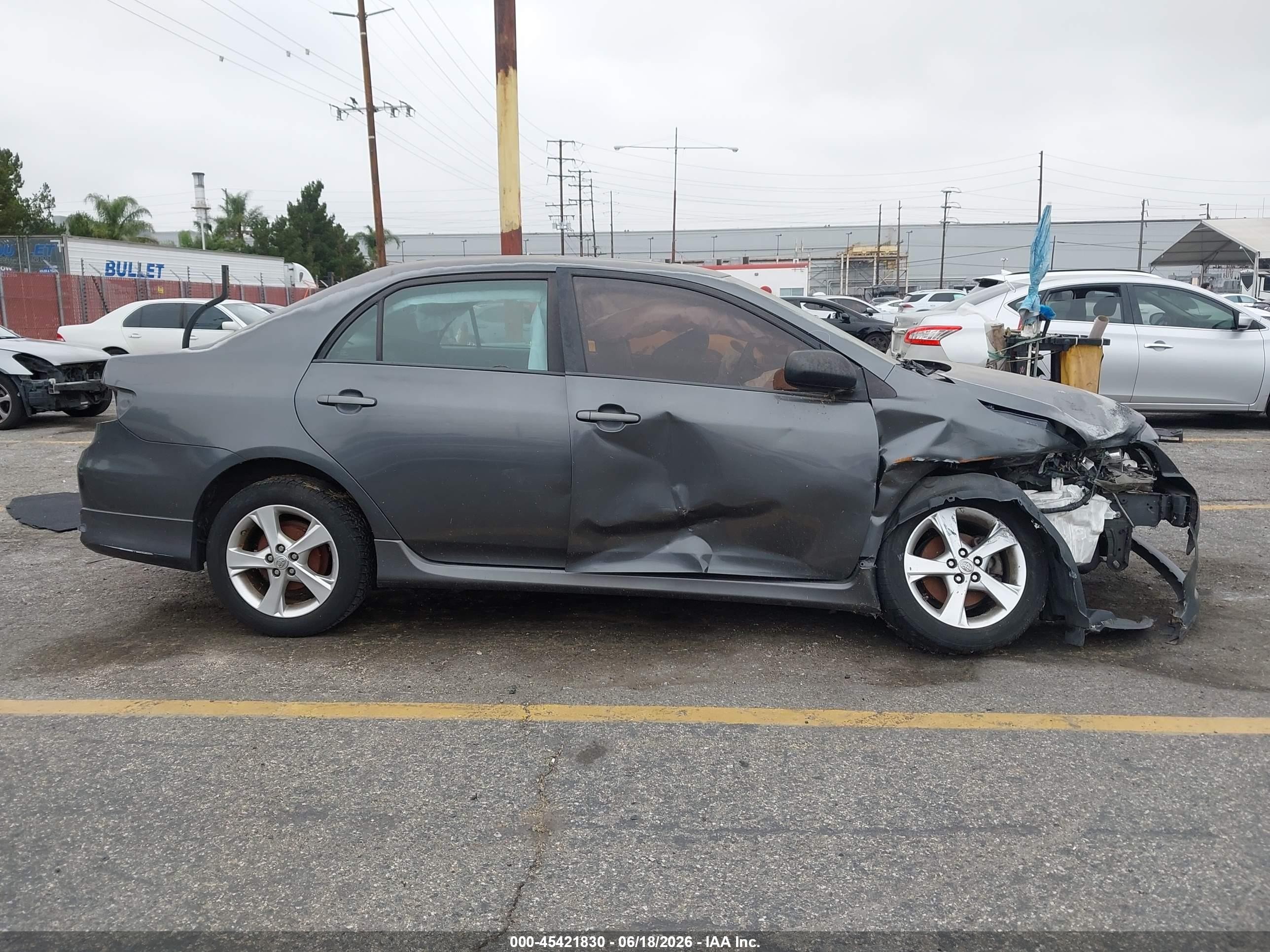 2011 Toyota Corolla S Brown vin: 2T1BU4EE5BC573803