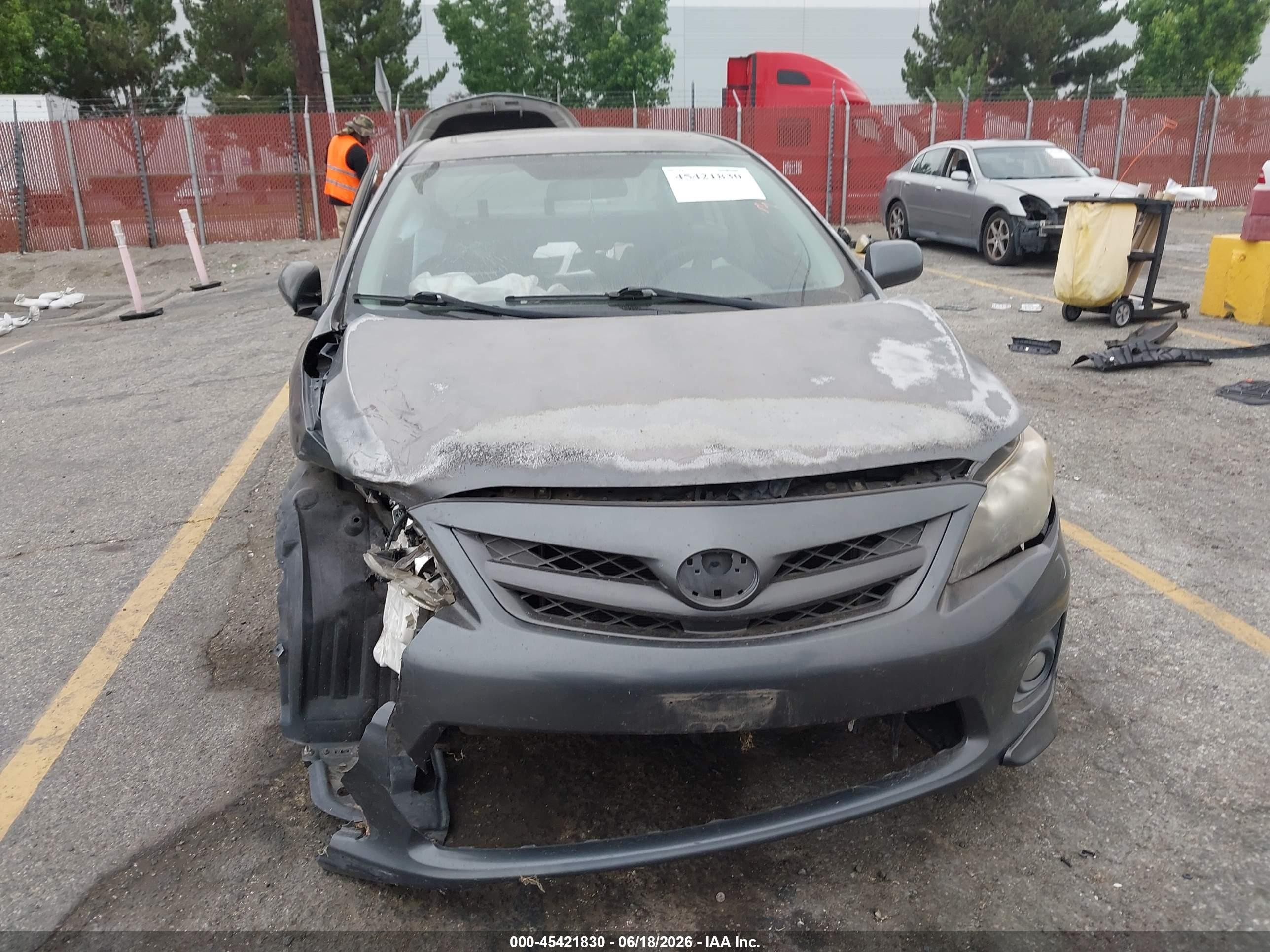 2011 Toyota Corolla S Brown vin: 2T1BU4EE5BC573803