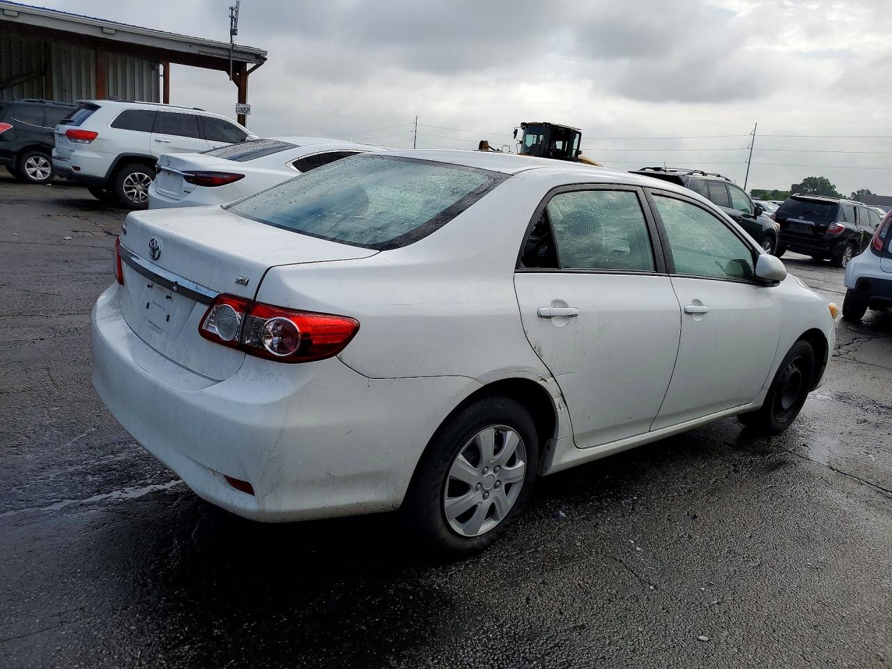 2011 Toyota Corolla Le White vin: 2T1BU4EE5BC587068