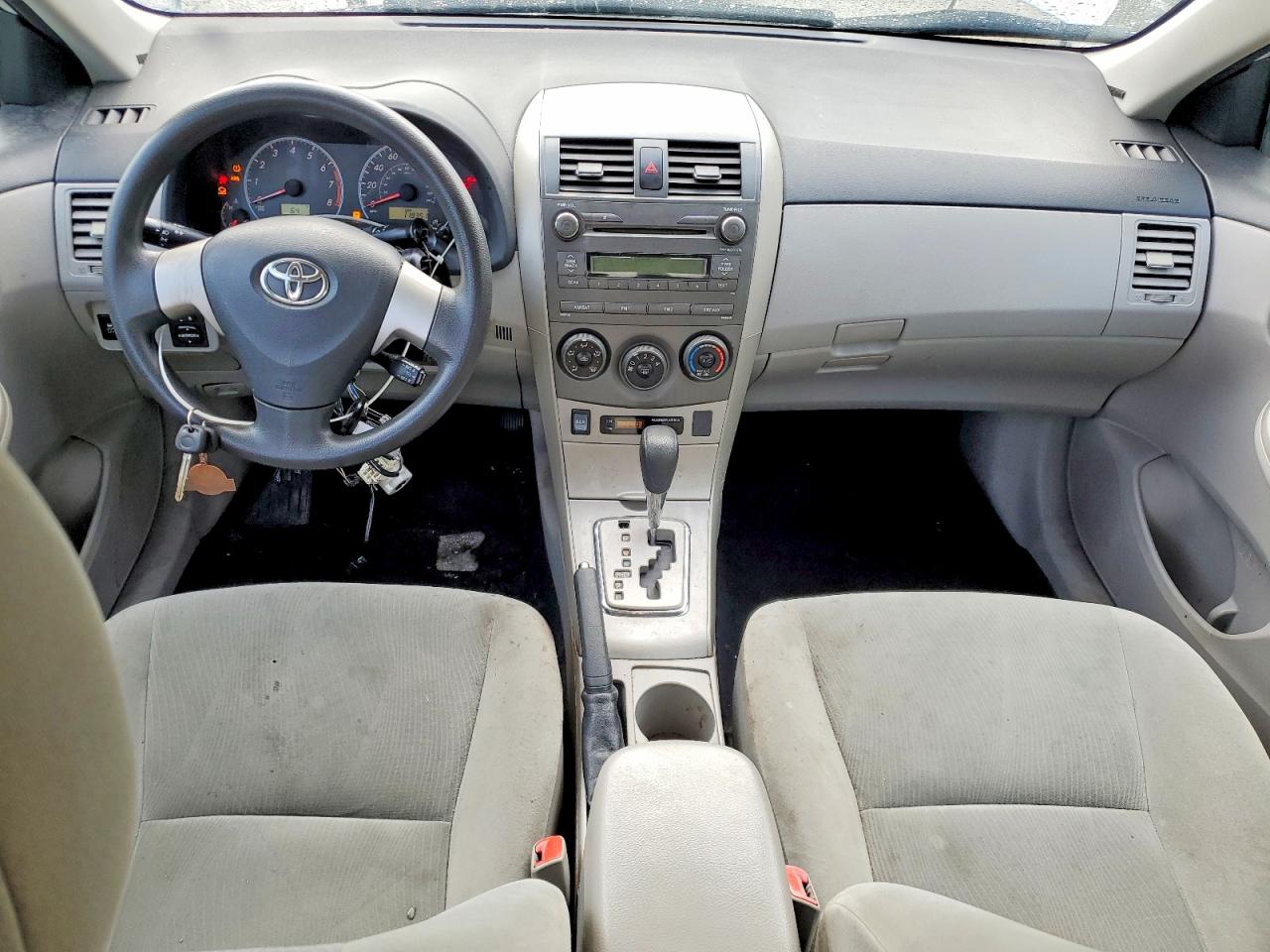 2011 Toyota Corolla Le White vin: 2T1BU4EE5BC587068