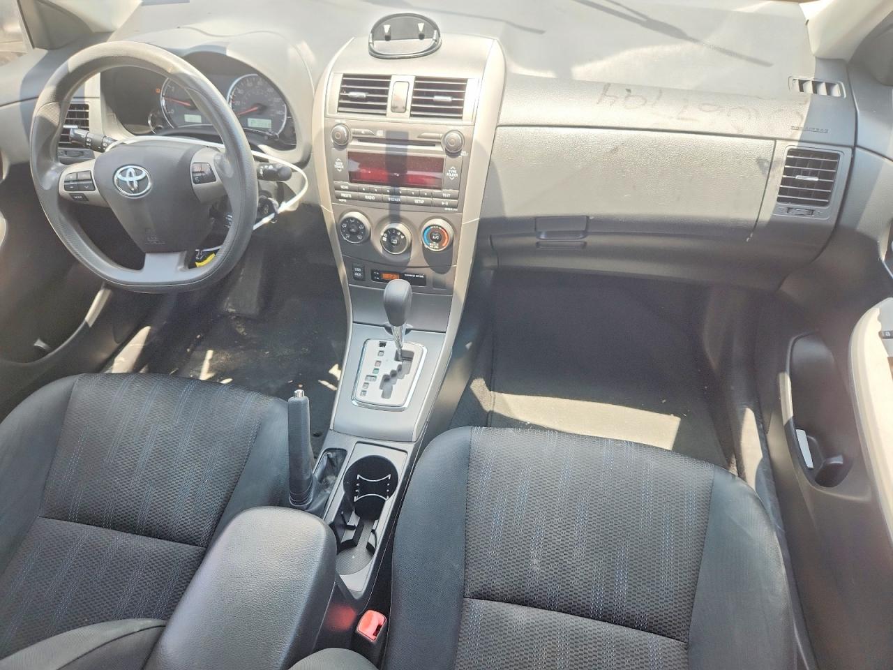 2011 Toyota Corolla S White vin: 2T1BU4EE5BC595459