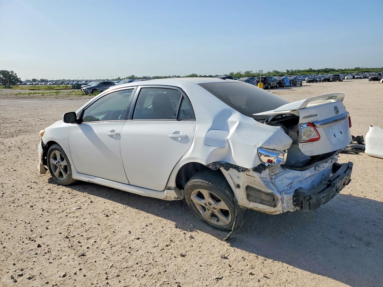 2011 Toyota Corolla S White vin: 2T1BU4EE5BC595459