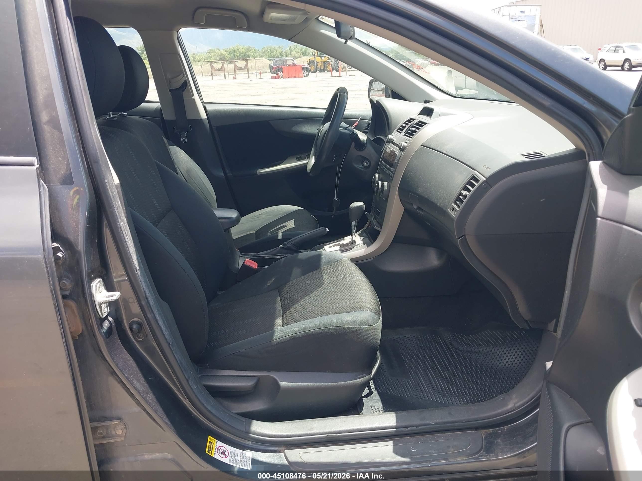2011 Toyota Corolla S Серый vin: 2T1BU4EE5BC596885