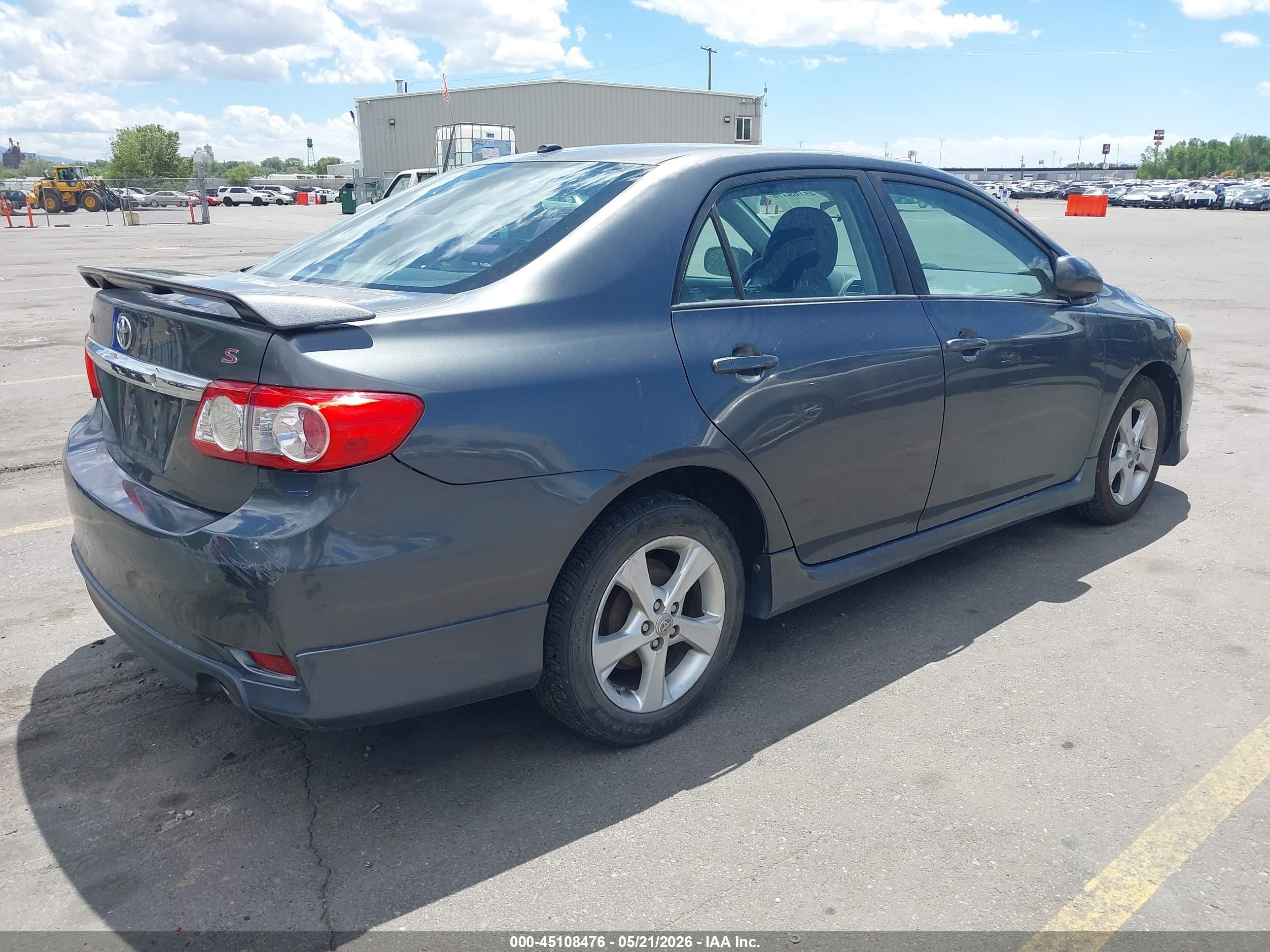 2011 Toyota Corolla S Серый vin: 2T1BU4EE5BC596885