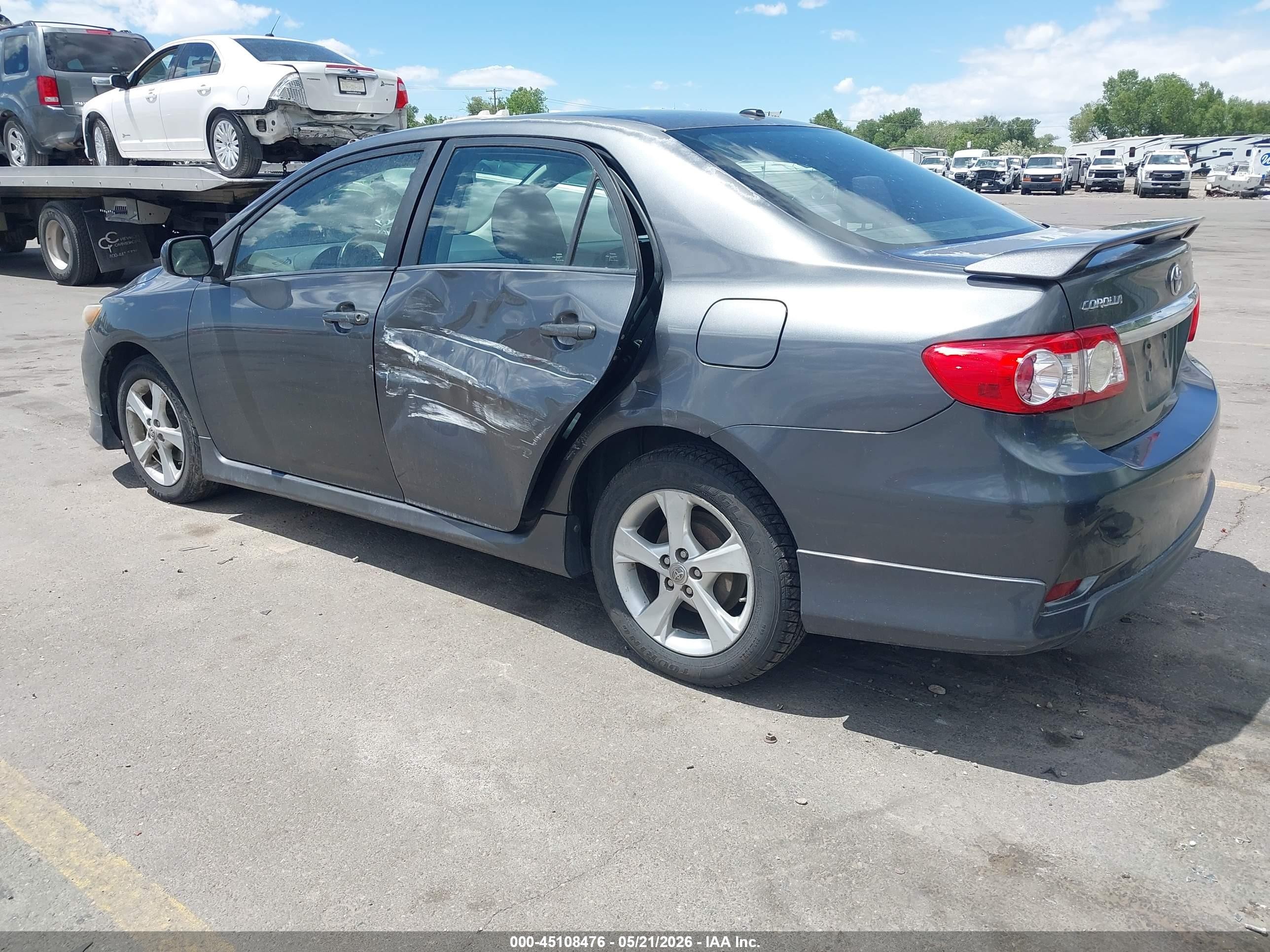 2011 Toyota Corolla S Серый vin: 2T1BU4EE5BC596885