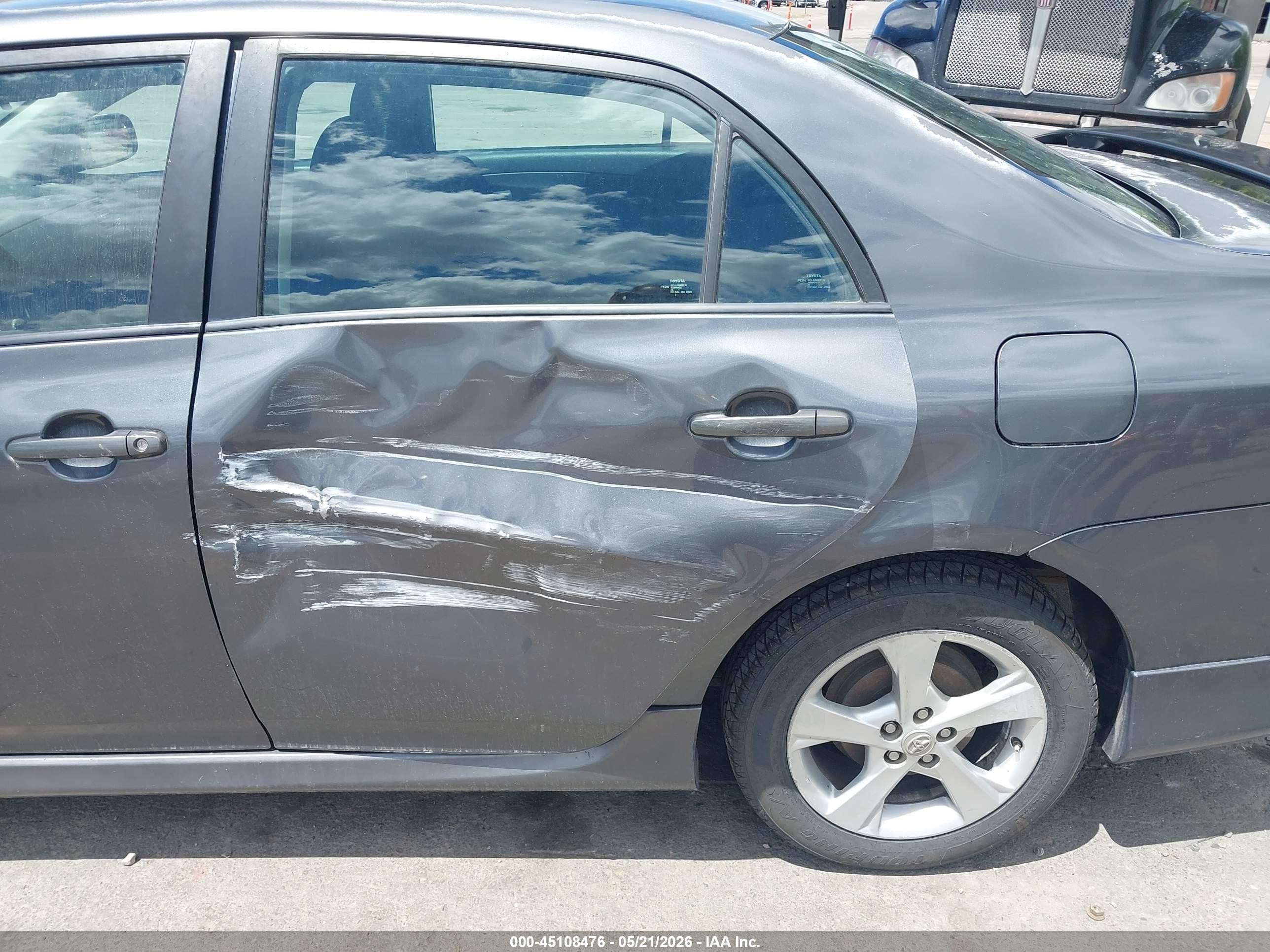 2011 Toyota Corolla S Серый vin: 2T1BU4EE5BC596885