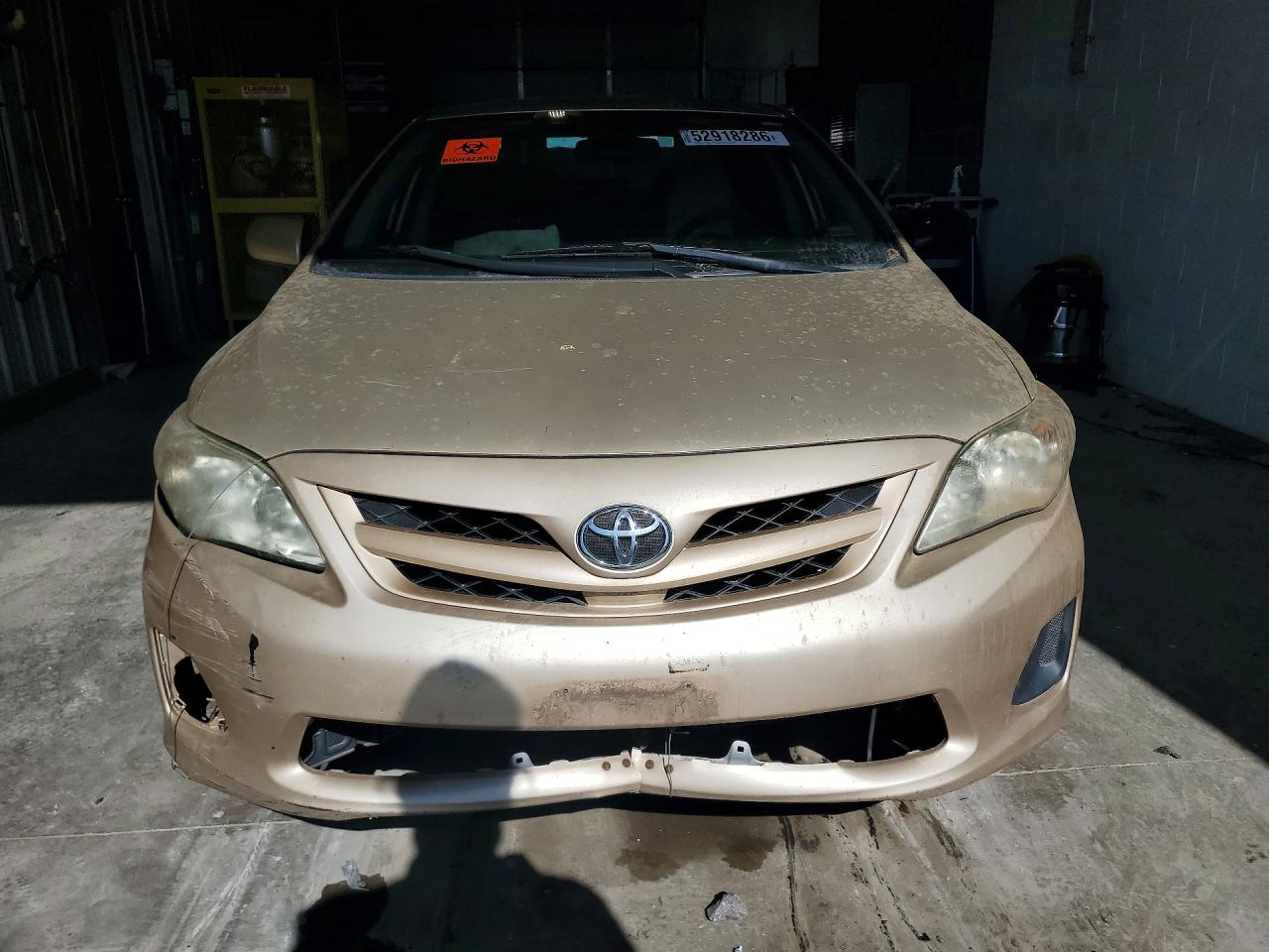 2011 Toyota Corolla Le Beige vin: 2T1BU4EE5BC604130